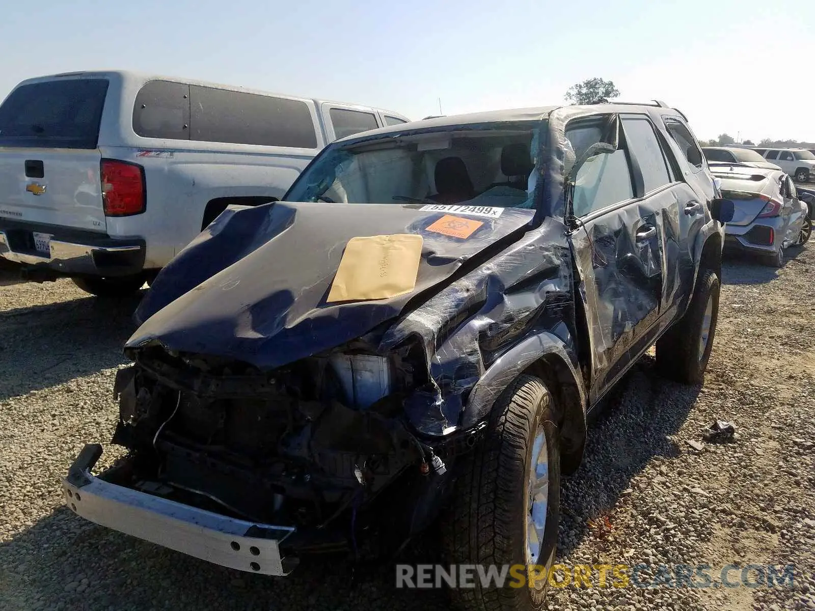 2 fotografías del automóvil dañado JTEZU5JR6K5197599 TOYOTA 4RUNNER SR 2019