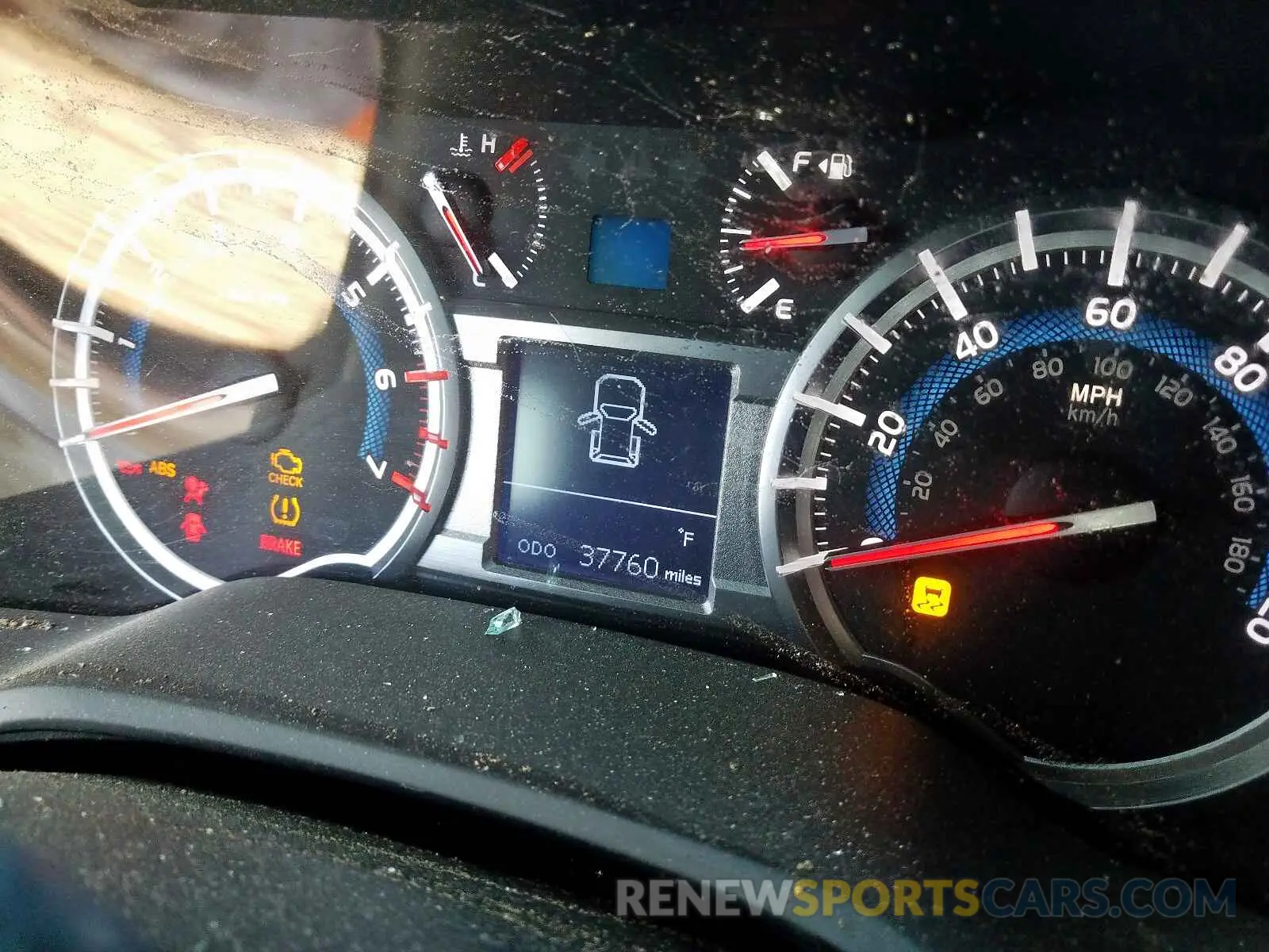 8 fotografías del automóvil dañado JTEZU5JR6K5197599 TOYOTA 4RUNNER SR 2019