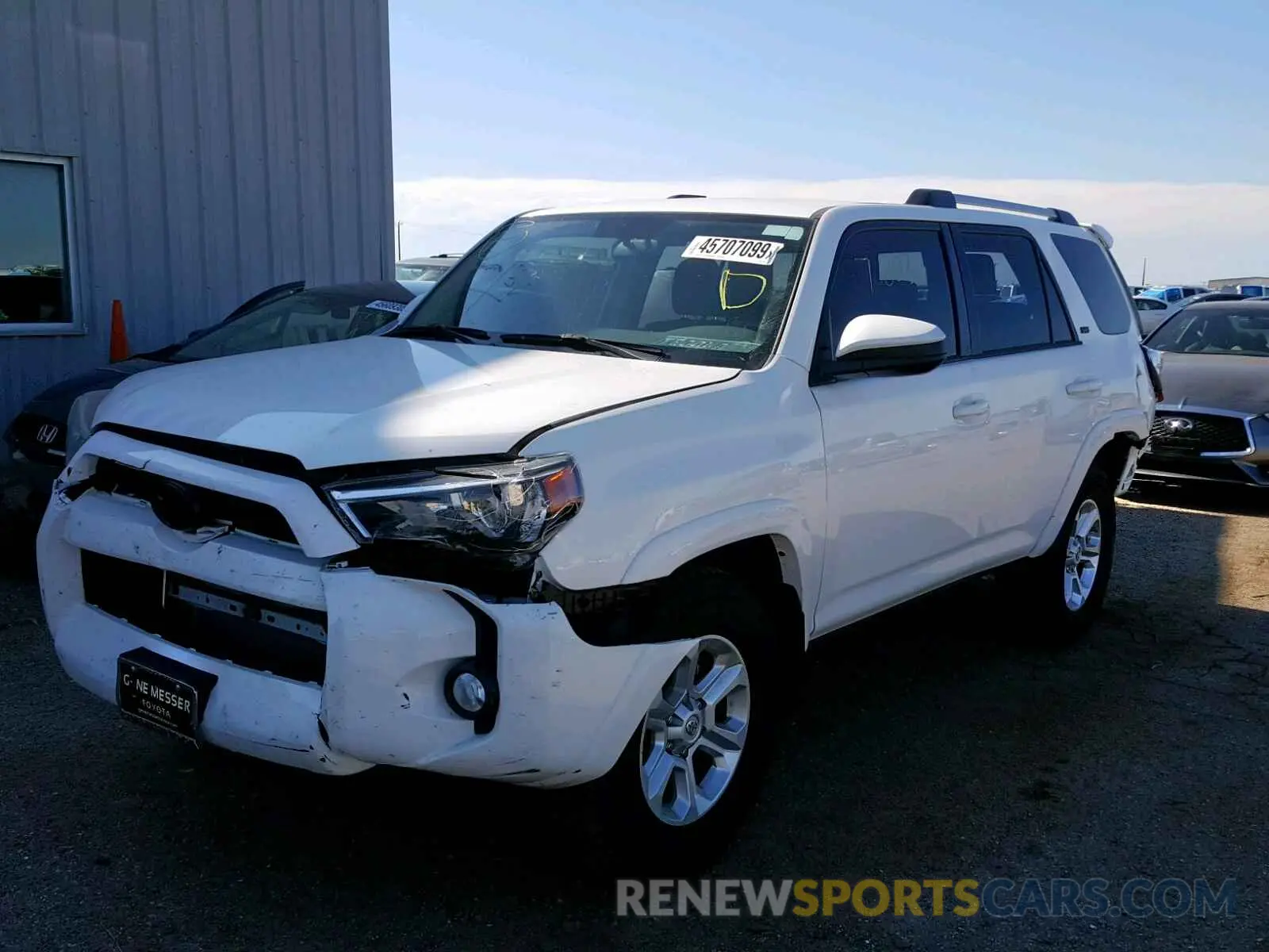 2 fotografías del automóvil dañado JTEZU5JRXK5194267 TOYOTA 4RUNNER SR 2019