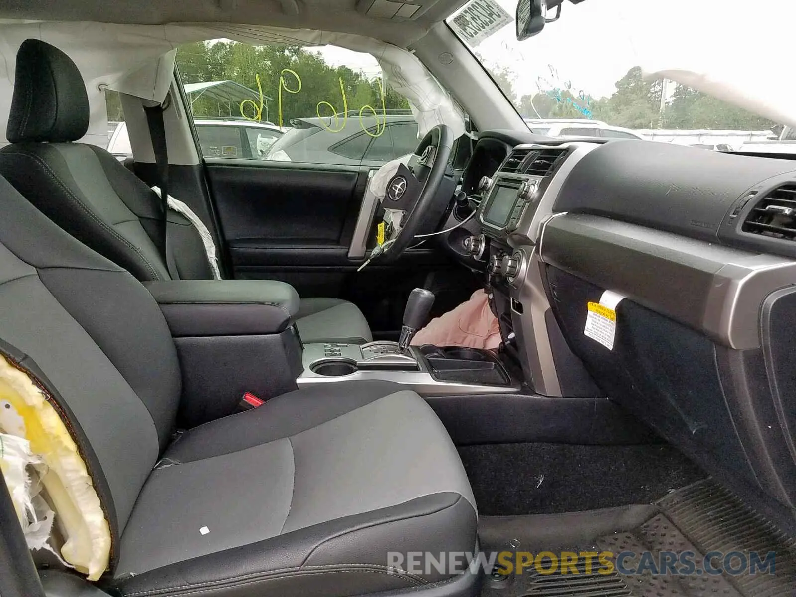 5 fotografías del automóvil dañado JTEZU5JRXK5204747 TOYOTA 4RUNNER SR 2019