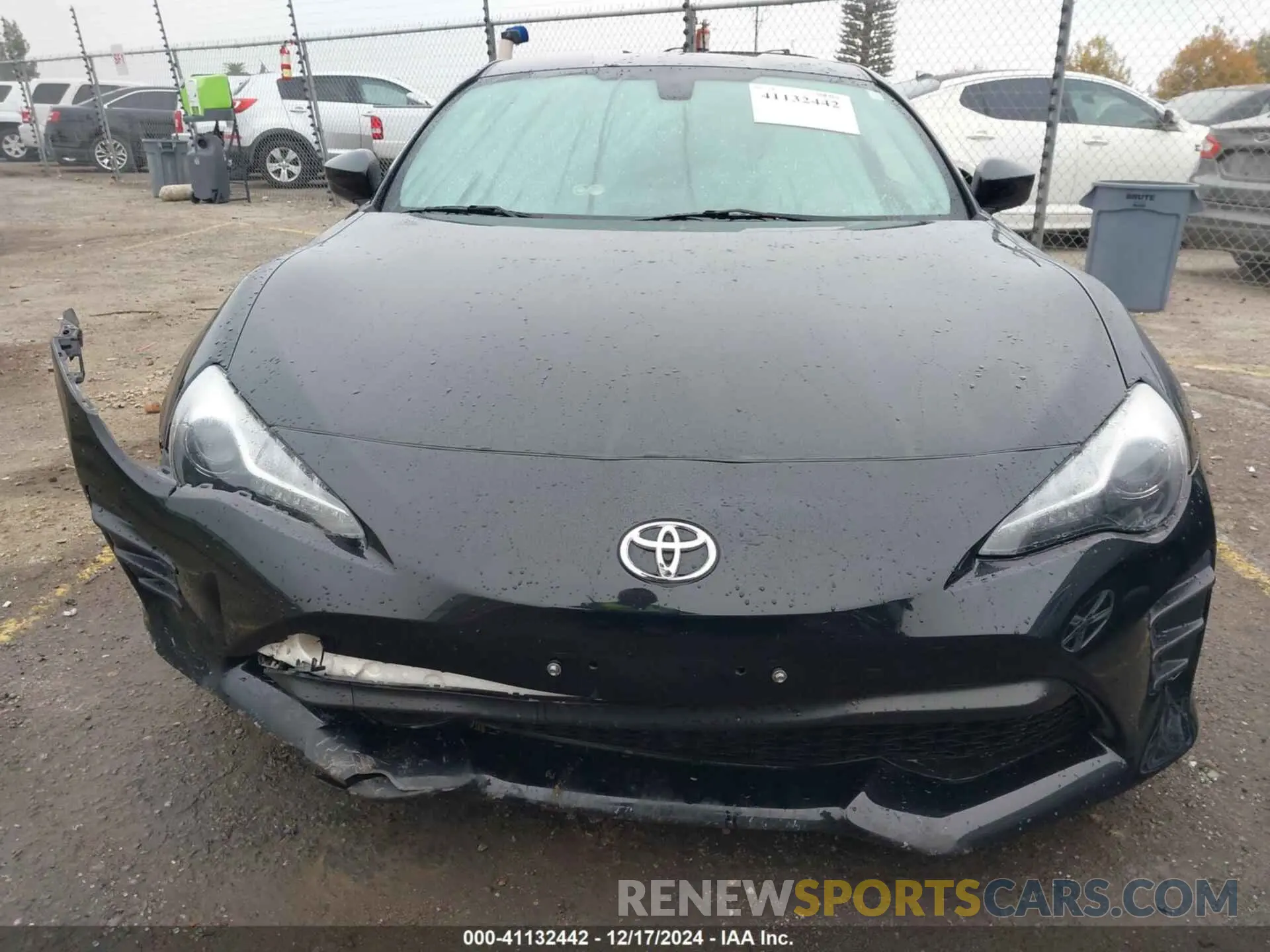 13 fotografías del automóvil dañado JF1ZNAA15K8702637 TOYOTA 86 2019