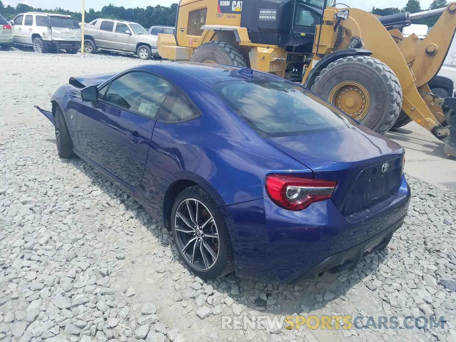 3 fotografías del automóvil dañado JF1ZNAA18K8702499 TOYOTA 86 2019