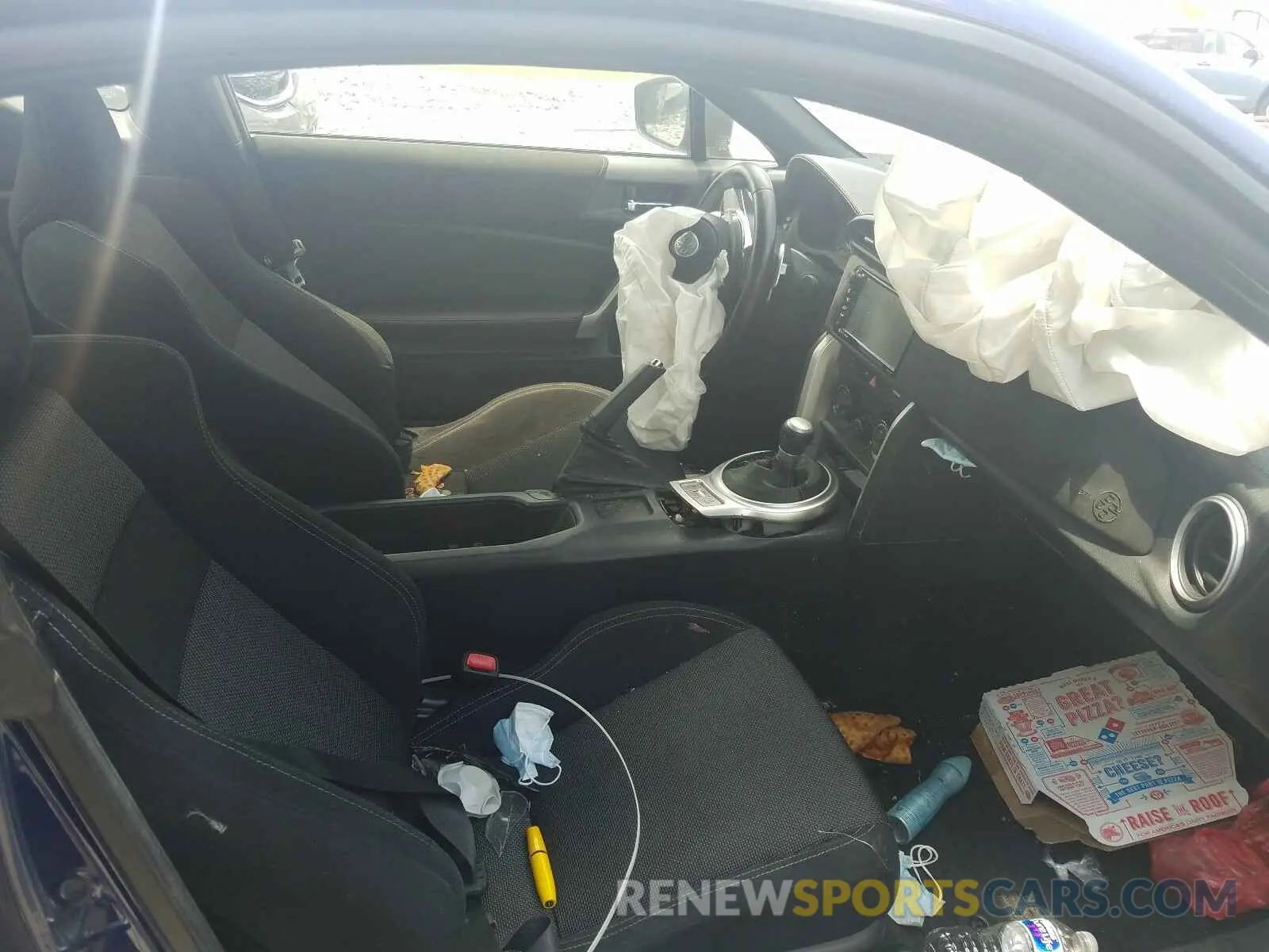 5 fotografías del automóvil dañado JF1ZNAA18K8702499 TOYOTA 86 2019