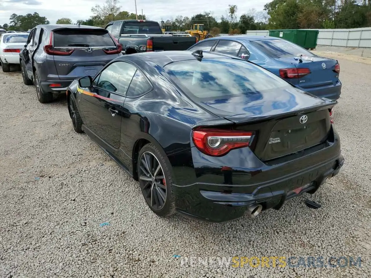 3 fotografías del automóvil dañado JF1ZNAE11K9702932 TOYOTA 86 2019