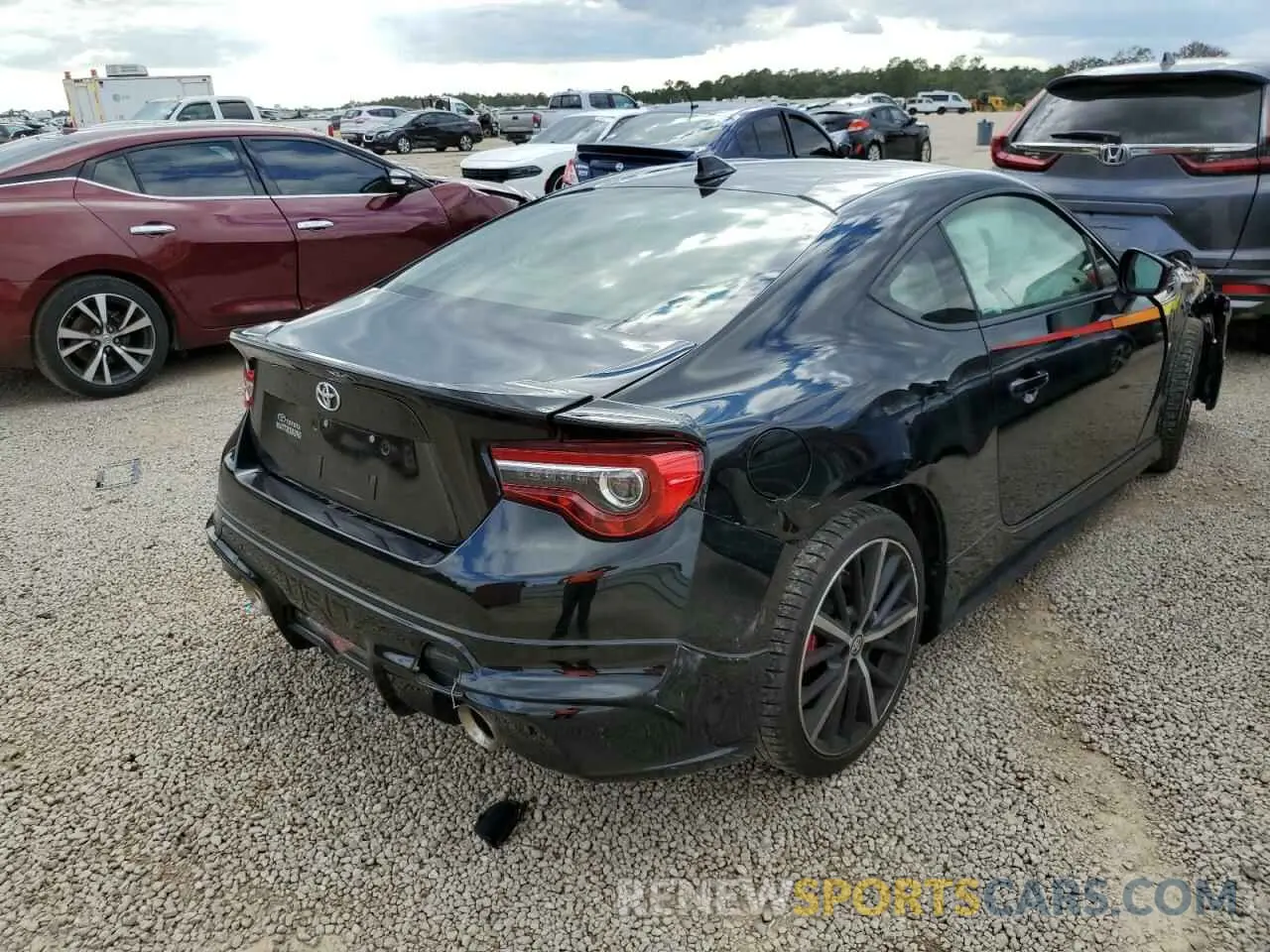 4 fotografías del automóvil dañado JF1ZNAE11K9702932 TOYOTA 86 2019