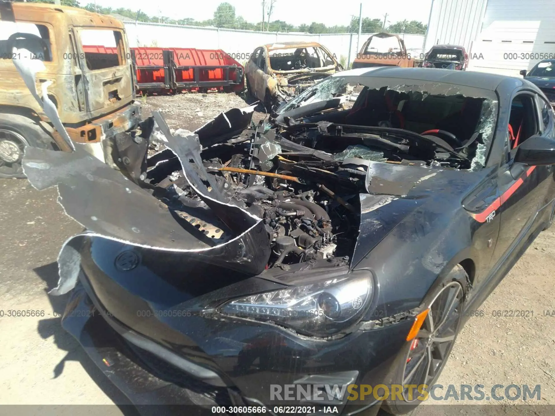 6 fotografías del automóvil dañado JF1ZNAE17K9701803 TOYOTA 86 2019