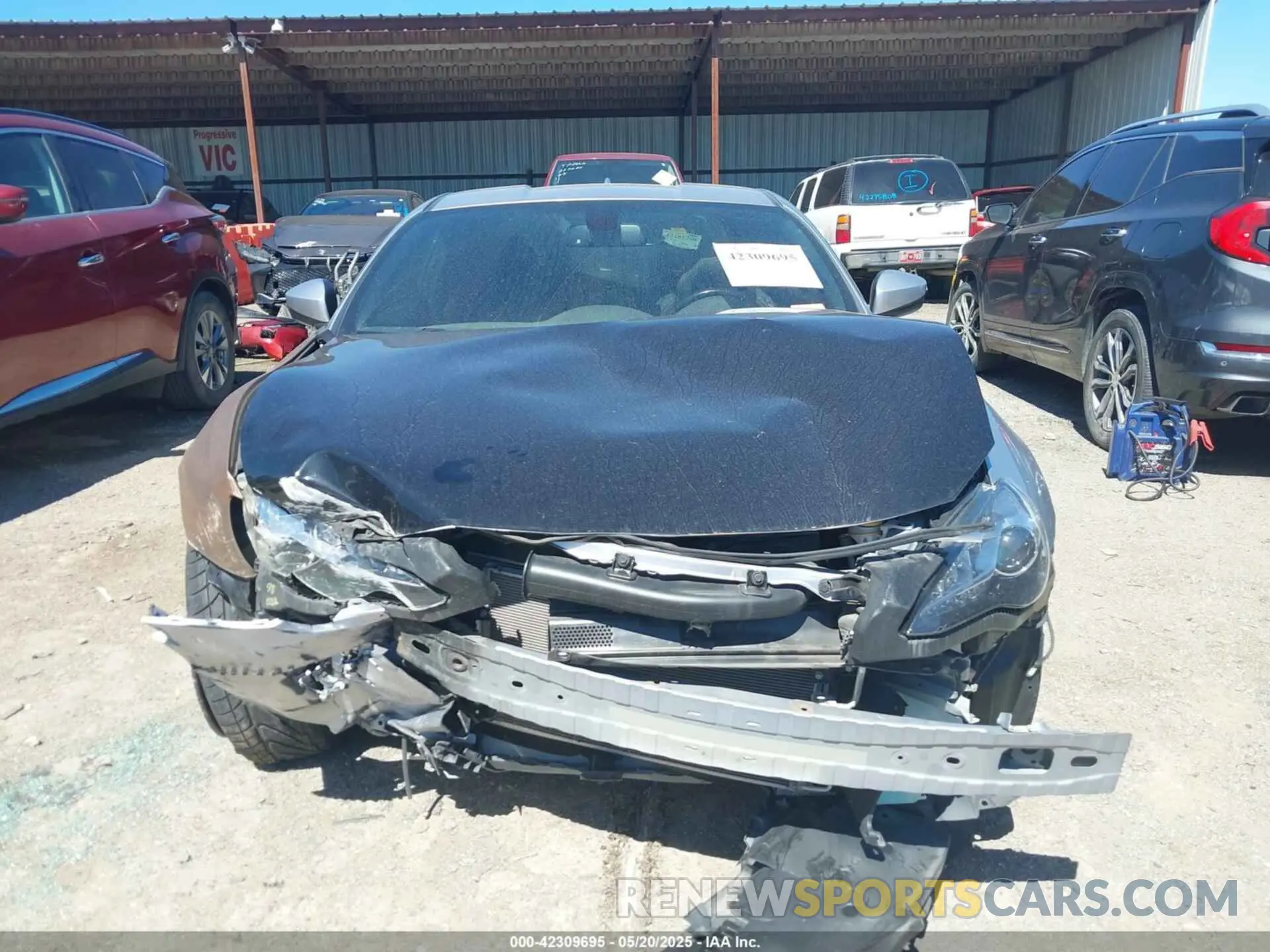 11 fotografías del automóvil dañado JF1ZNAA11L9751233 TOYOTA 86 2020