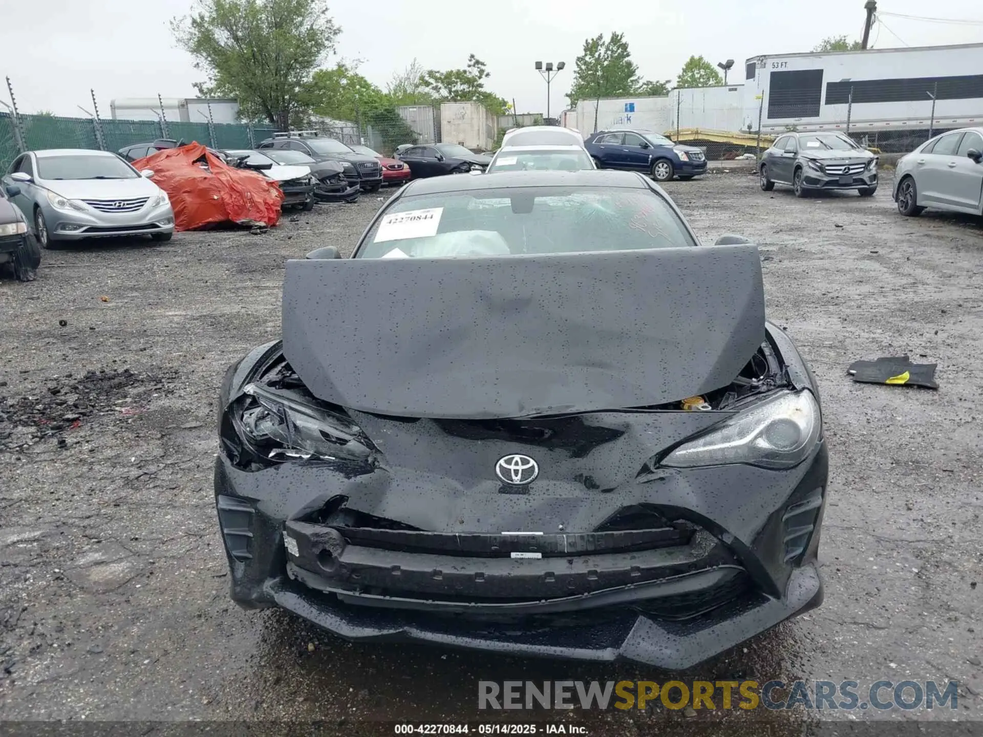 13 fotografías del automóvil dañado JF1ZNAA13L8752423 TOYOTA 86 2020