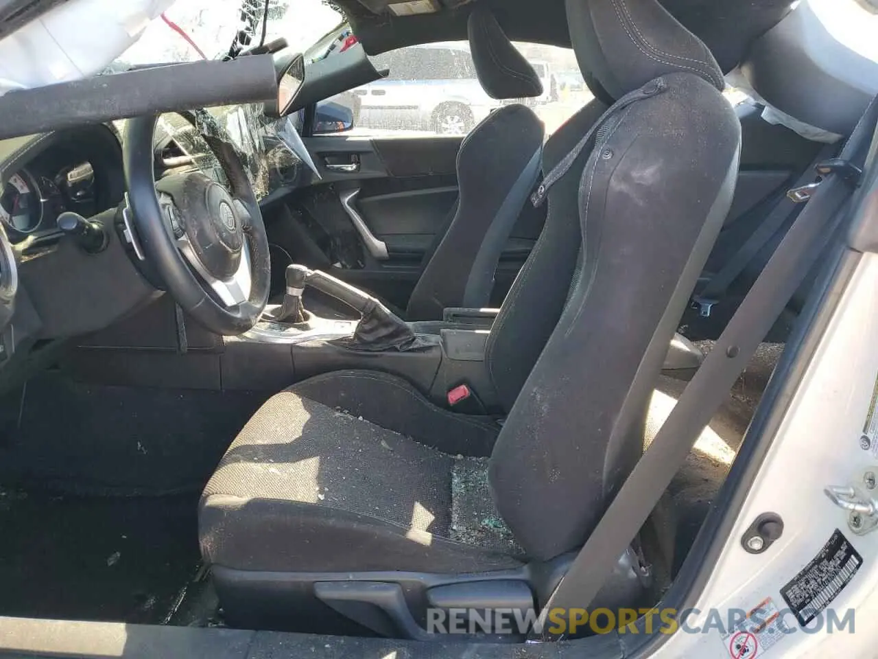 7 fotografías del automóvil dañado JF1ZNAA14L8751782 TOYOTA 86 2020