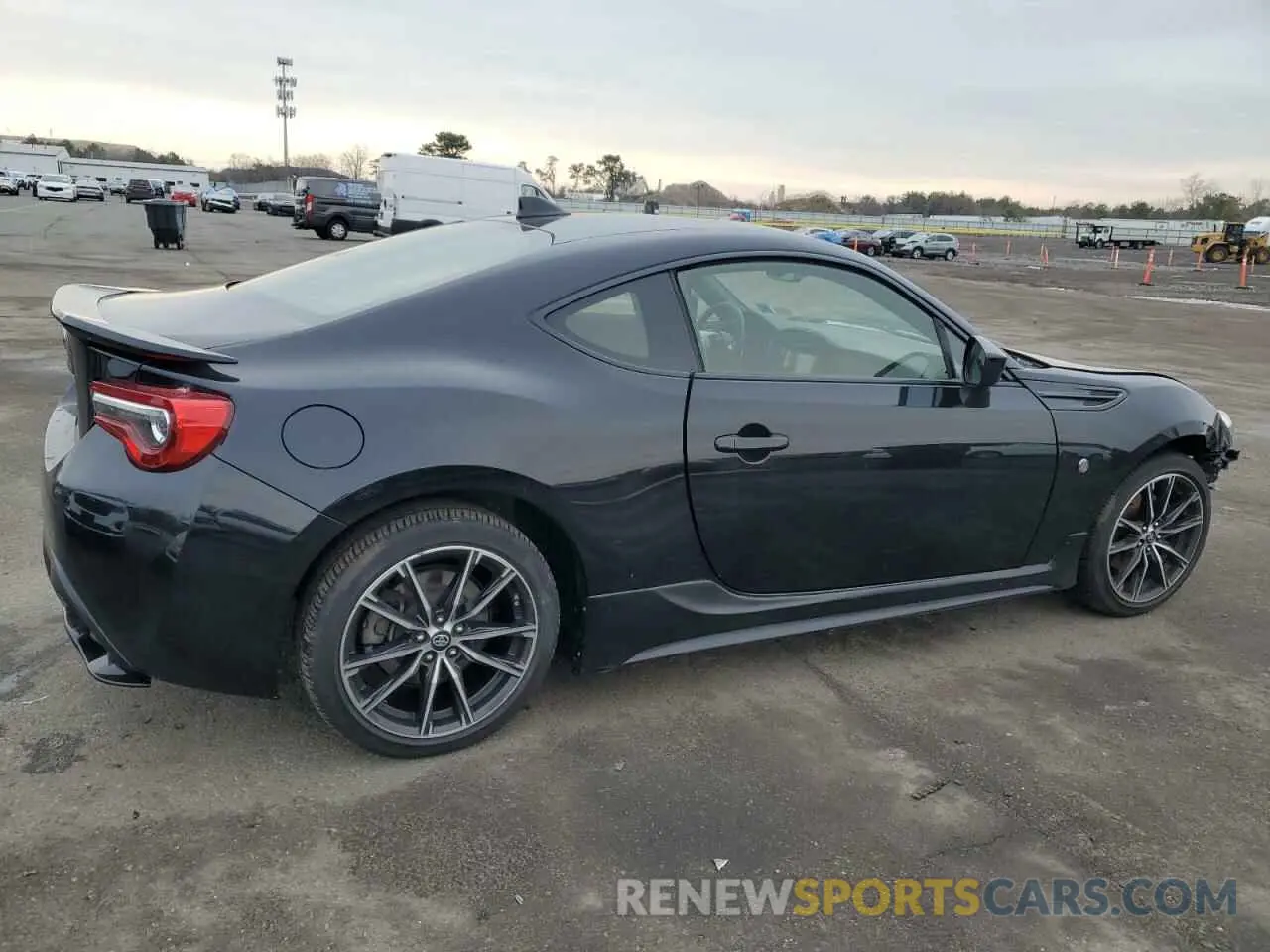 3 fotografías del automóvil dañado JF1ZNAA17L8752389 TOYOTA 86 2020