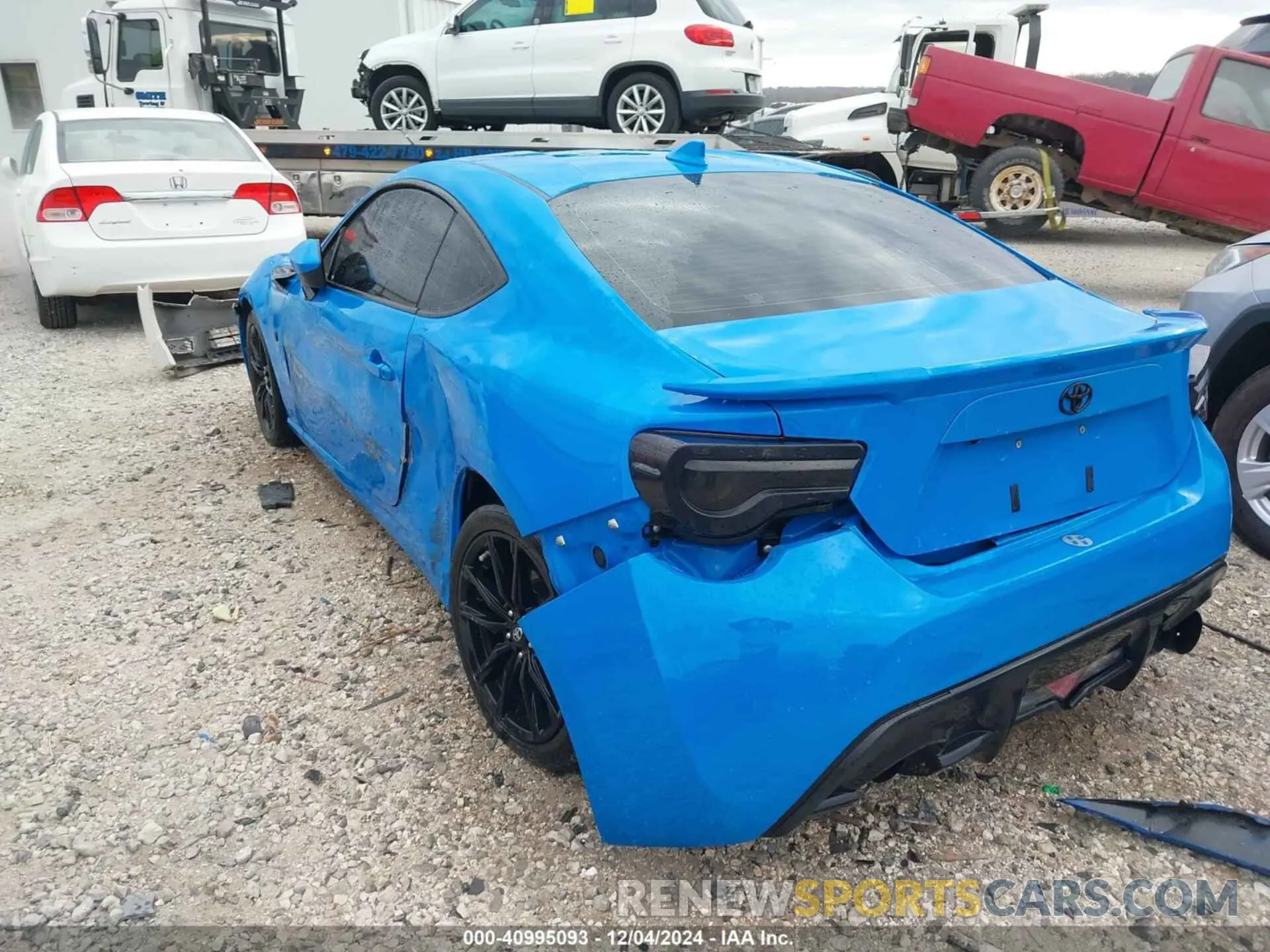 3 fotografías del automóvil dañado JF1ZNAA18L8751414 TOYOTA 86 2020