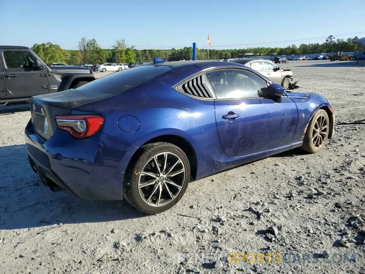 3 fotografías del automóvil dañado JF1ZNAA18L8752692 TOYOTA 86 2020