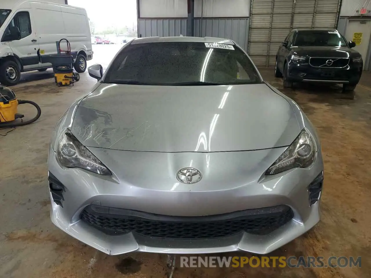 5 fotografías del automóvil dañado JF1ZNAA18L8753311 TOYOTA 86 2020