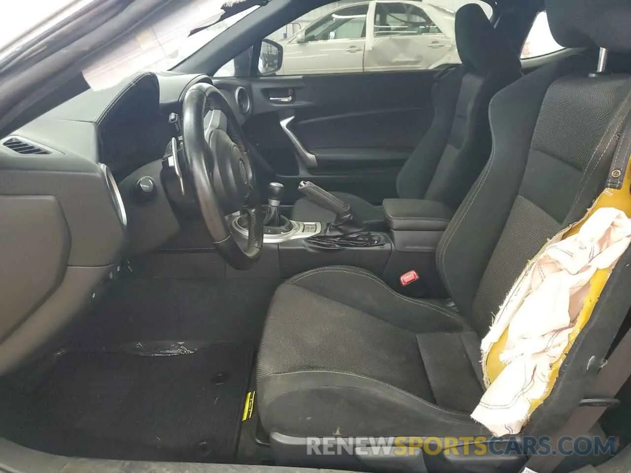 7 fotografías del automóvil dañado JF1ZNAA18L8753311 TOYOTA 86 2020