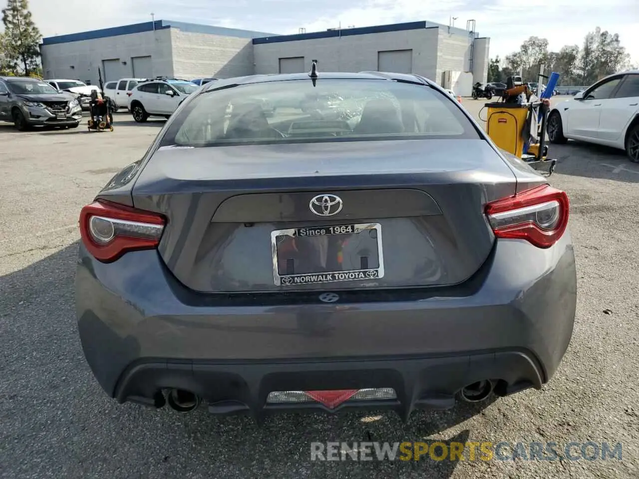 6 fotografías del automóvil dañado JF1ZNAA19L8752491 TOYOTA 86 2020