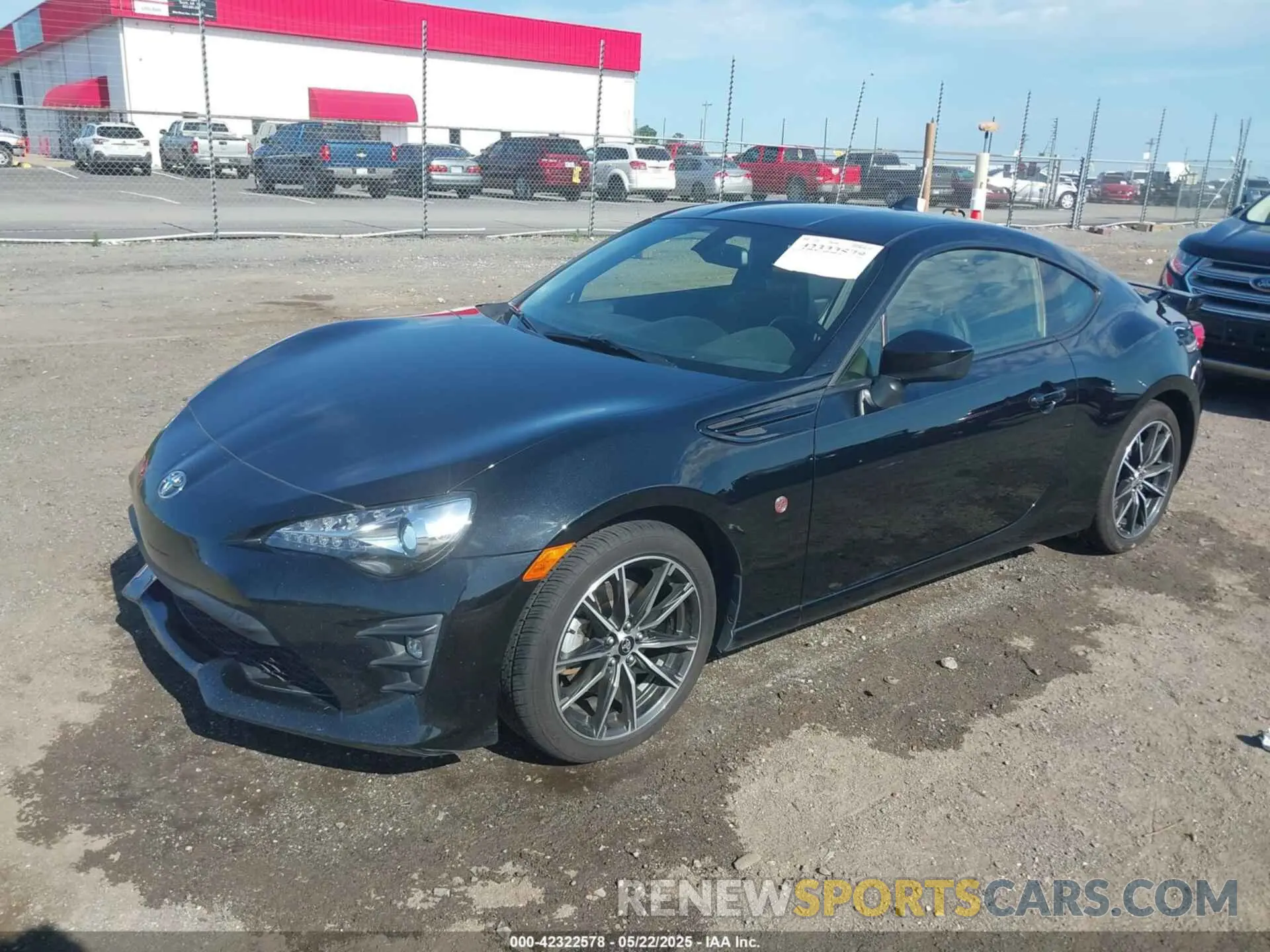 2 fotografías del automóvil dañado JF1ZNAE13L8753940 TOYOTA 86 2020