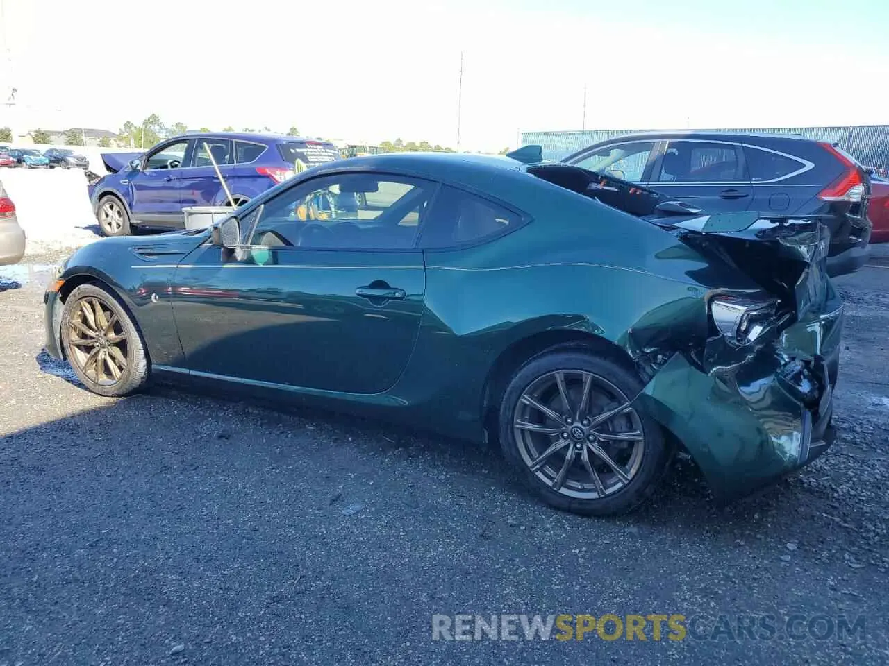 2 fotografías del automóvil dañado JF1ZNAE19L8750041 TOYOTA 86 2020