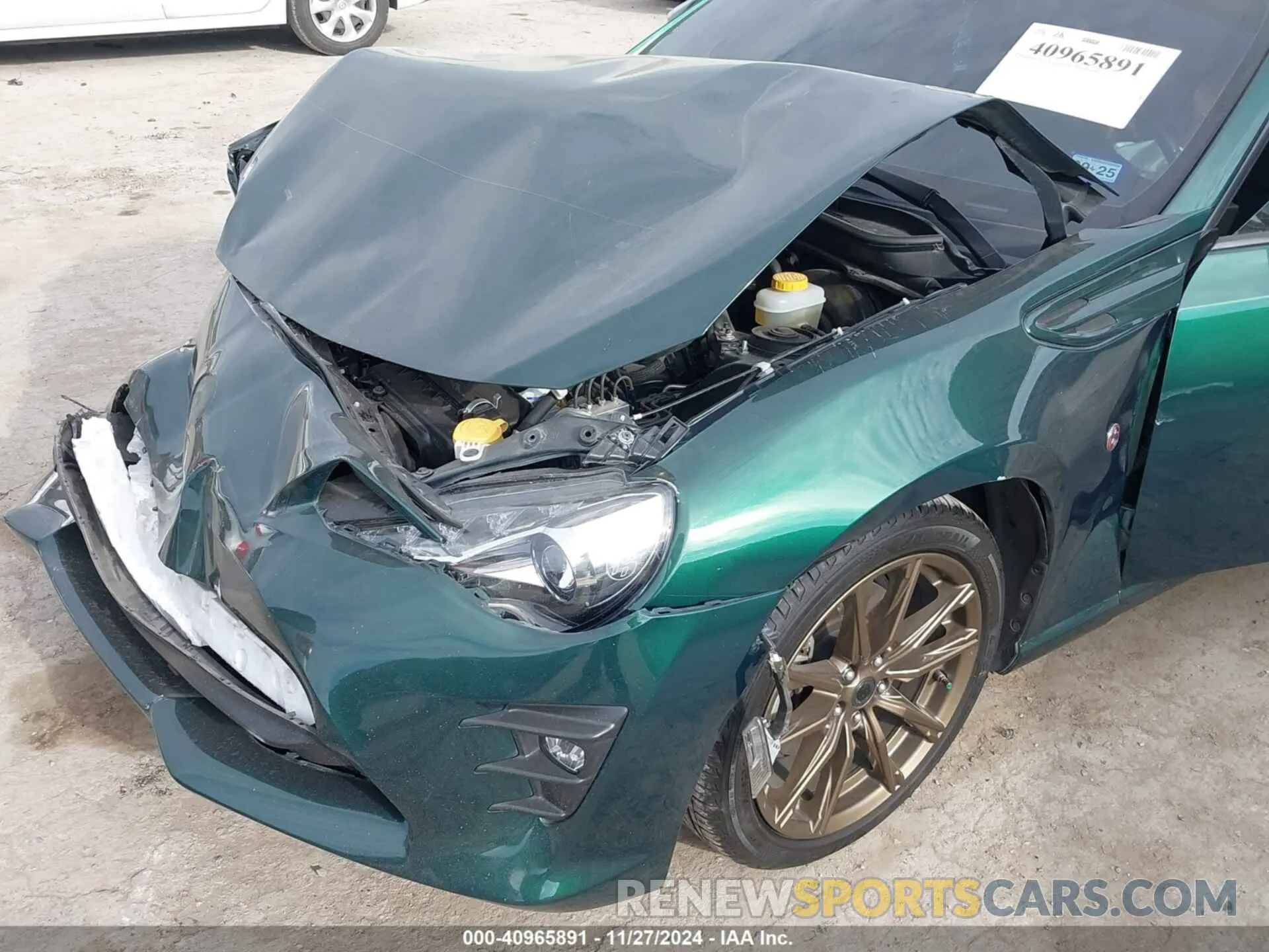 6 fotografías del automóvil dañado JF1ZNAE19L8751058 TOYOTA 86 2020