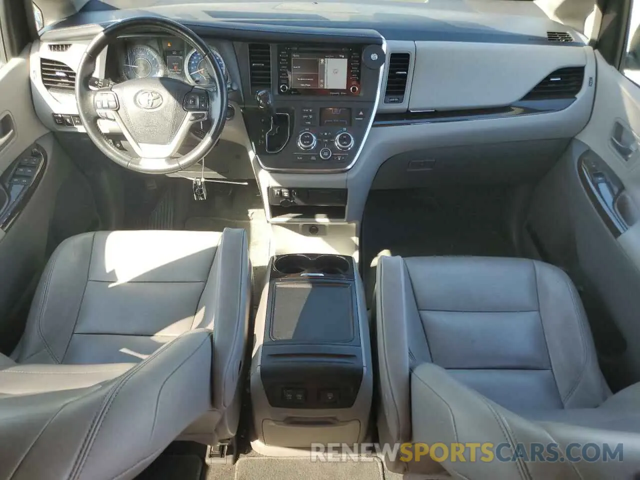 8 fotografías del automóvil dañado 5TDDZ3DC7KS221687 TOYOTA All Models 2019