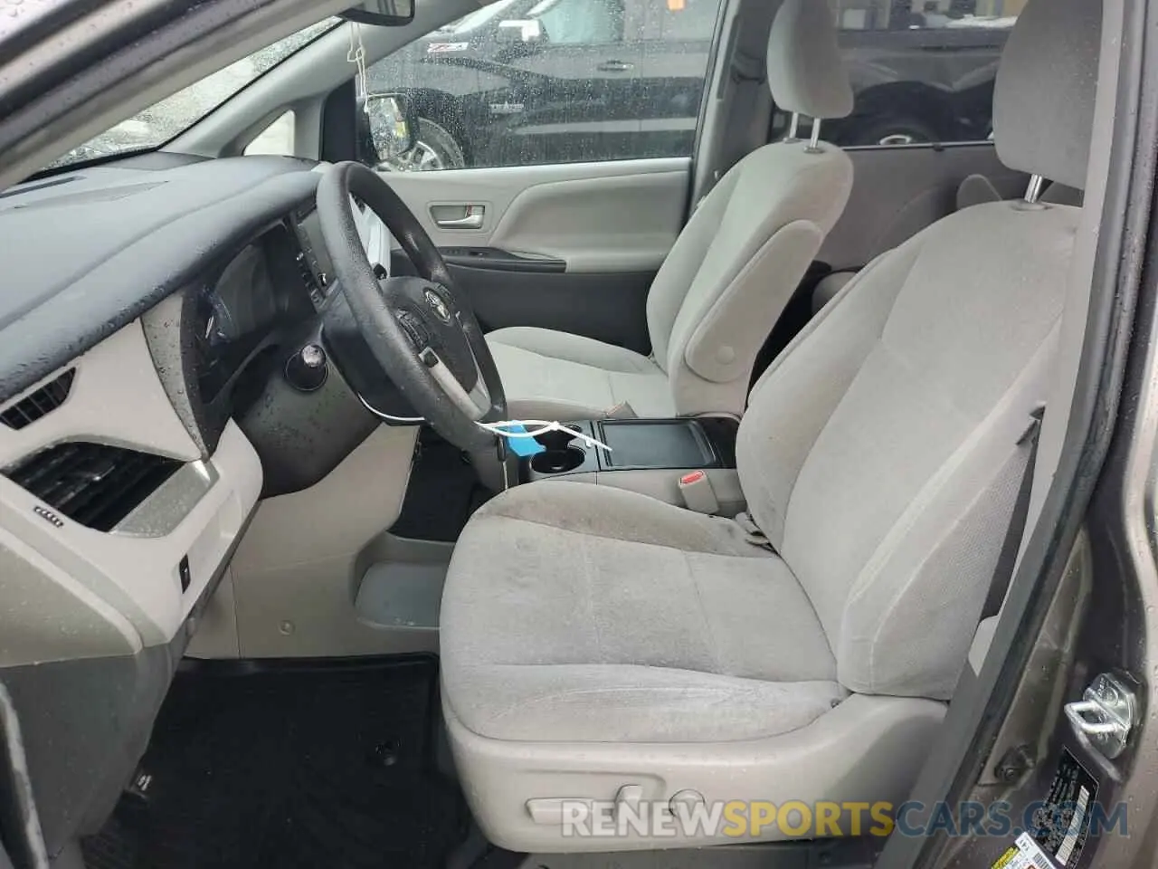7 fotografías del automóvil dañado 5TDJZ3DC5KS218483 TOYOTA All Models 2019