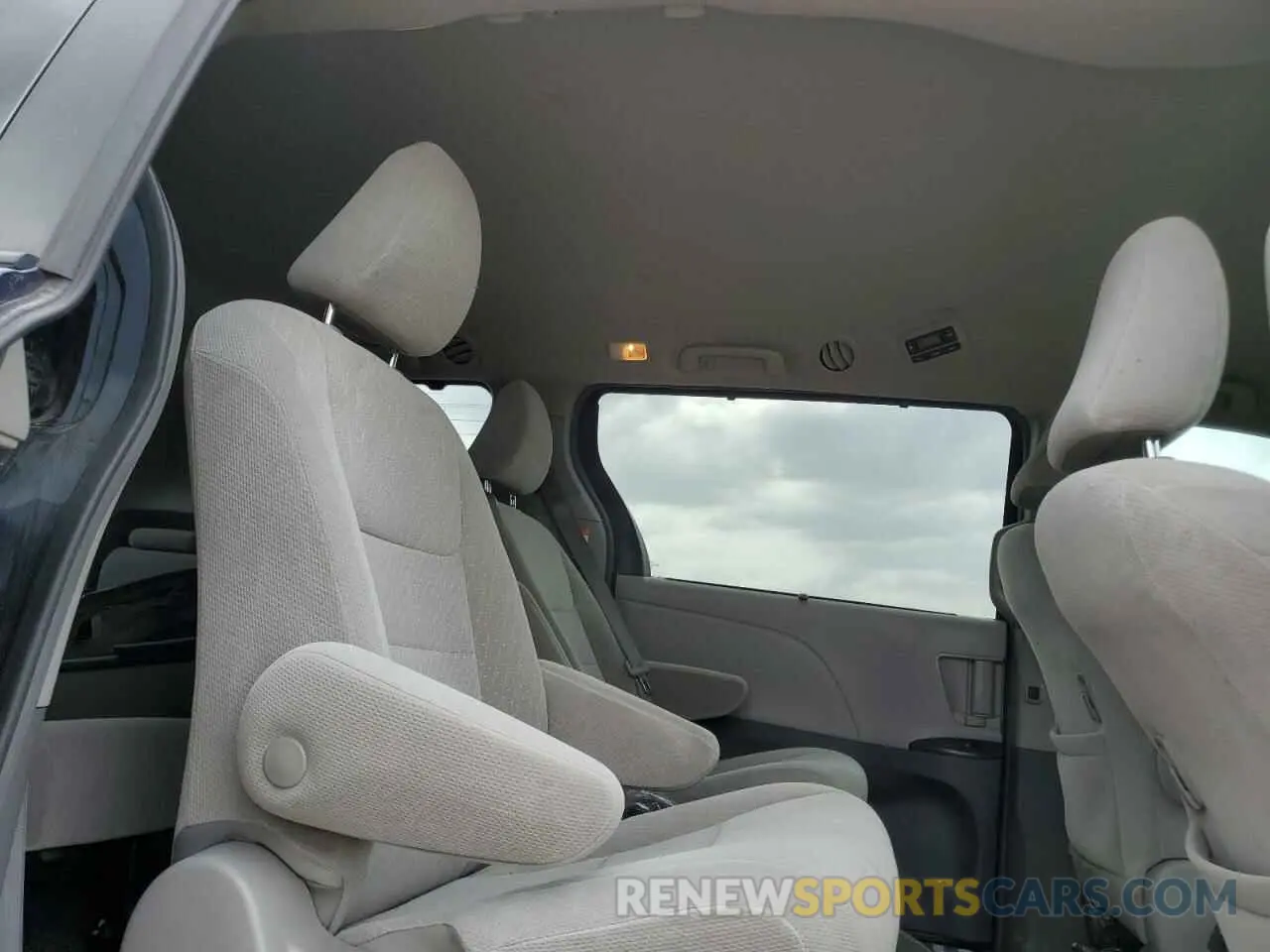 11 fotografías del automóvil dañado 5TDKZ3DC1KS008614 TOYOTA All Models 2019