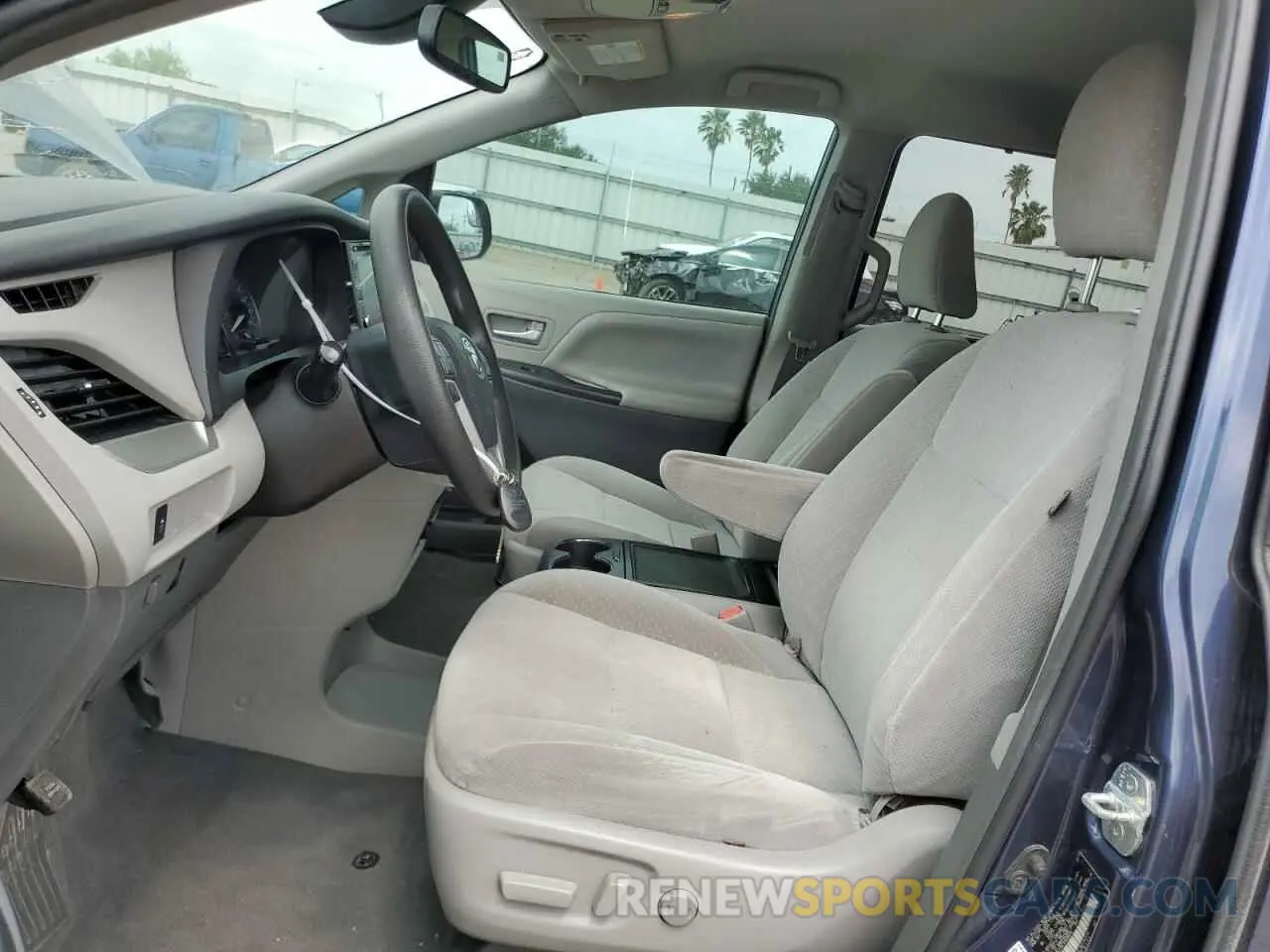 7 fotografías del automóvil dañado 5TDKZ3DC1KS008614 TOYOTA All Models 2019