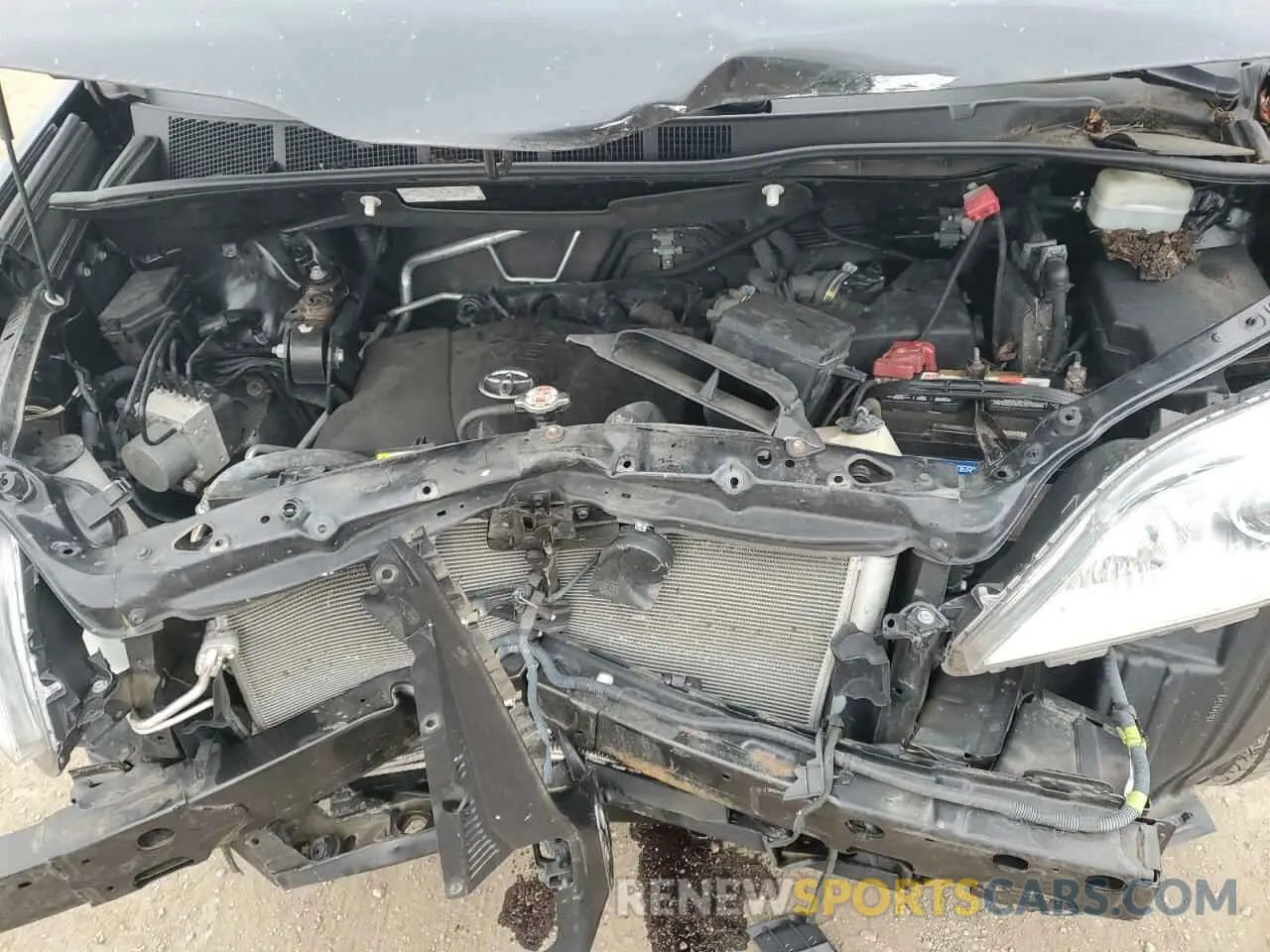 12 fotografías del automóvil dañado 5TDKZ3DC1KS992105 TOYOTA All Models 2019