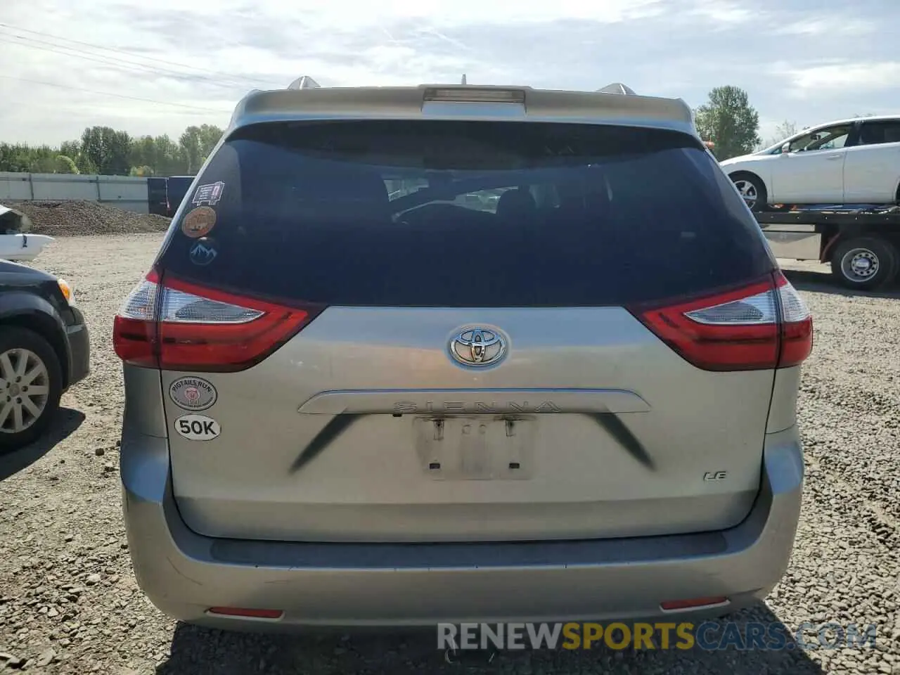 6 fotografías del automóvil dañado 5TDKZ3DC2KS011179 TOYOTA All Models 2019