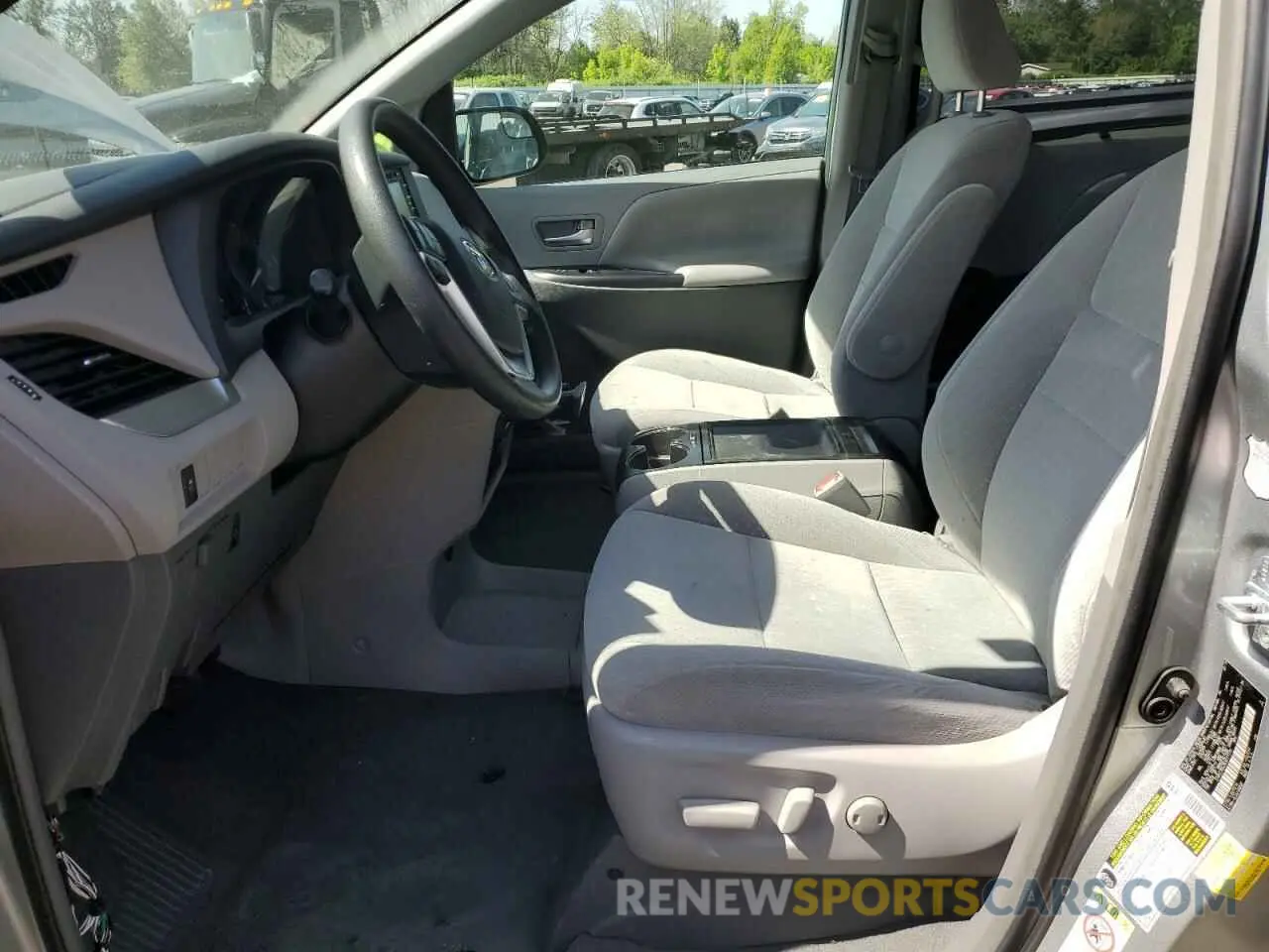 7 fotografías del automóvil dañado 5TDKZ3DC2KS011179 TOYOTA All Models 2019