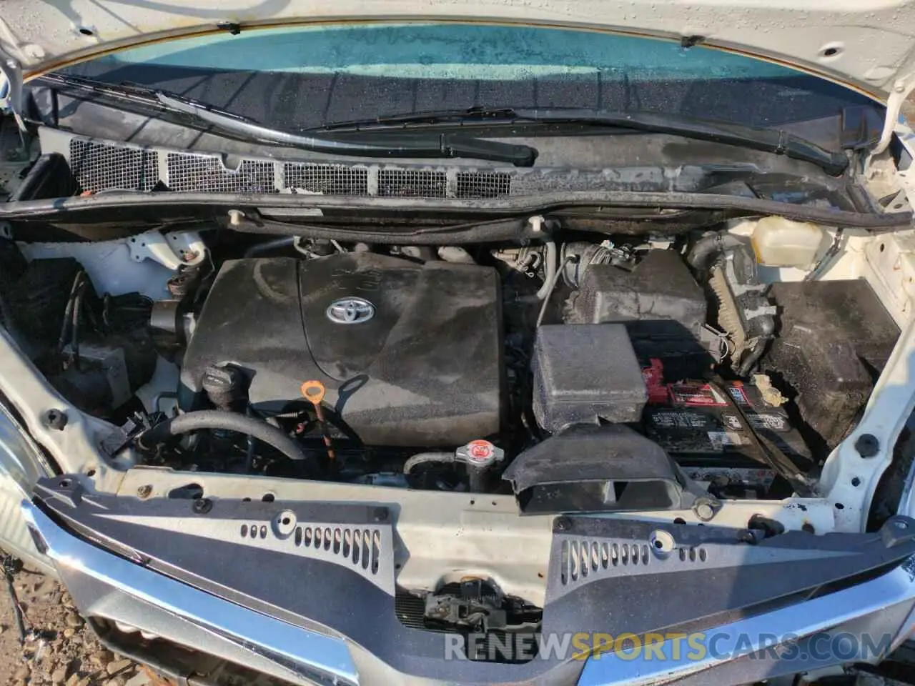 11 fotografías del automóvil dañado 5TDYZ3DC1KS982412 TOYOTA All Models 2019