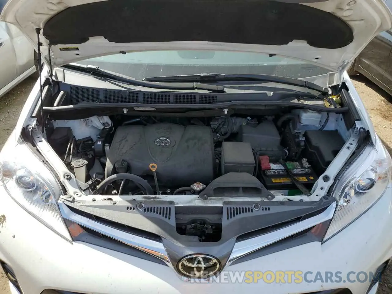 12 fotografías del automóvil dañado 5TDYZ3DC2KS007028 TOYOTA All Models 2019