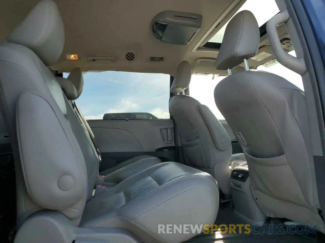 11 fotografías del automóvil dañado 5TDYZ3DC3KS971668 TOYOTA All Models 2019