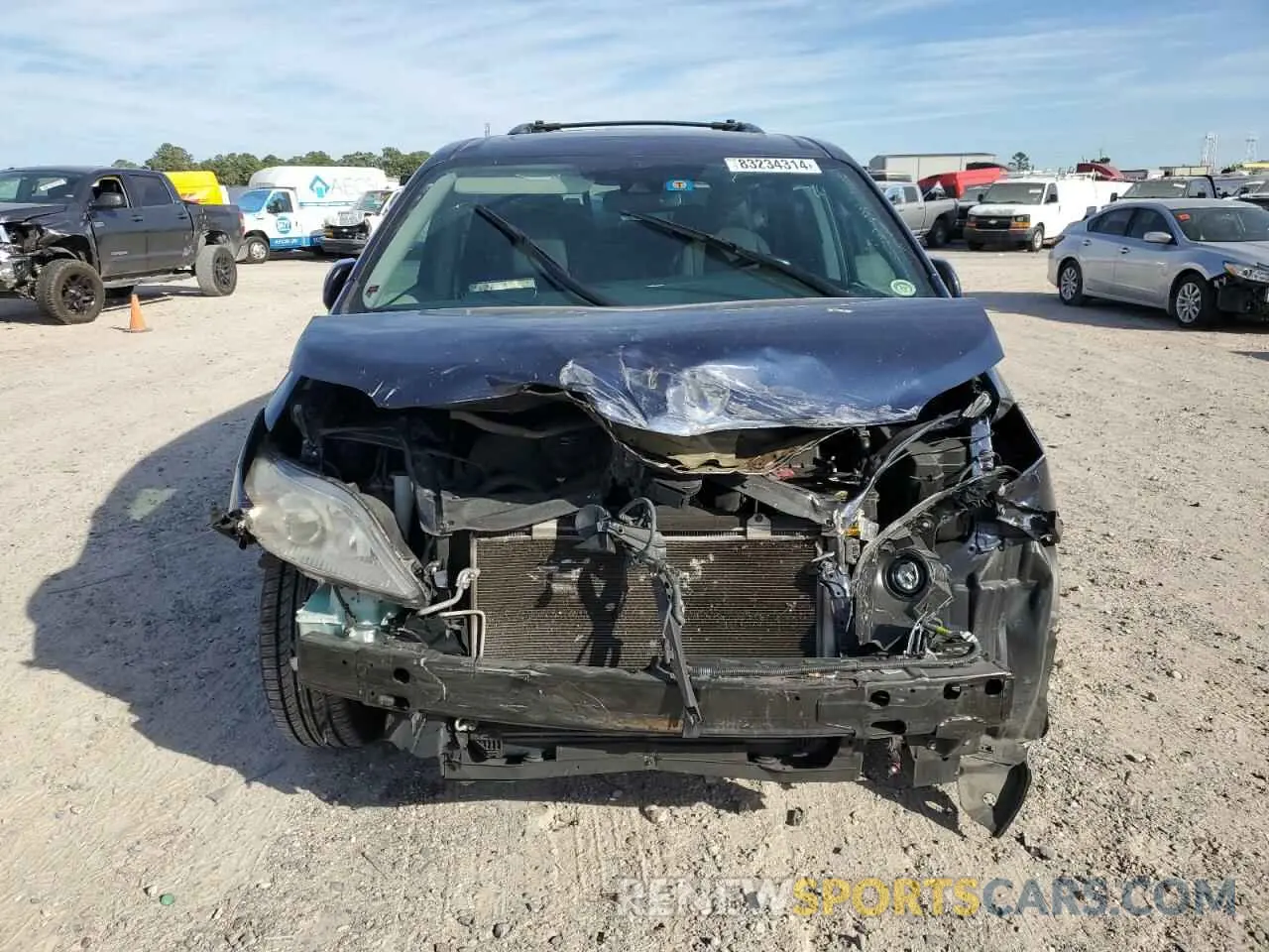 5 fotografías del automóvil dañado 5TDYZ3DC3KS971668 TOYOTA All Models 2019