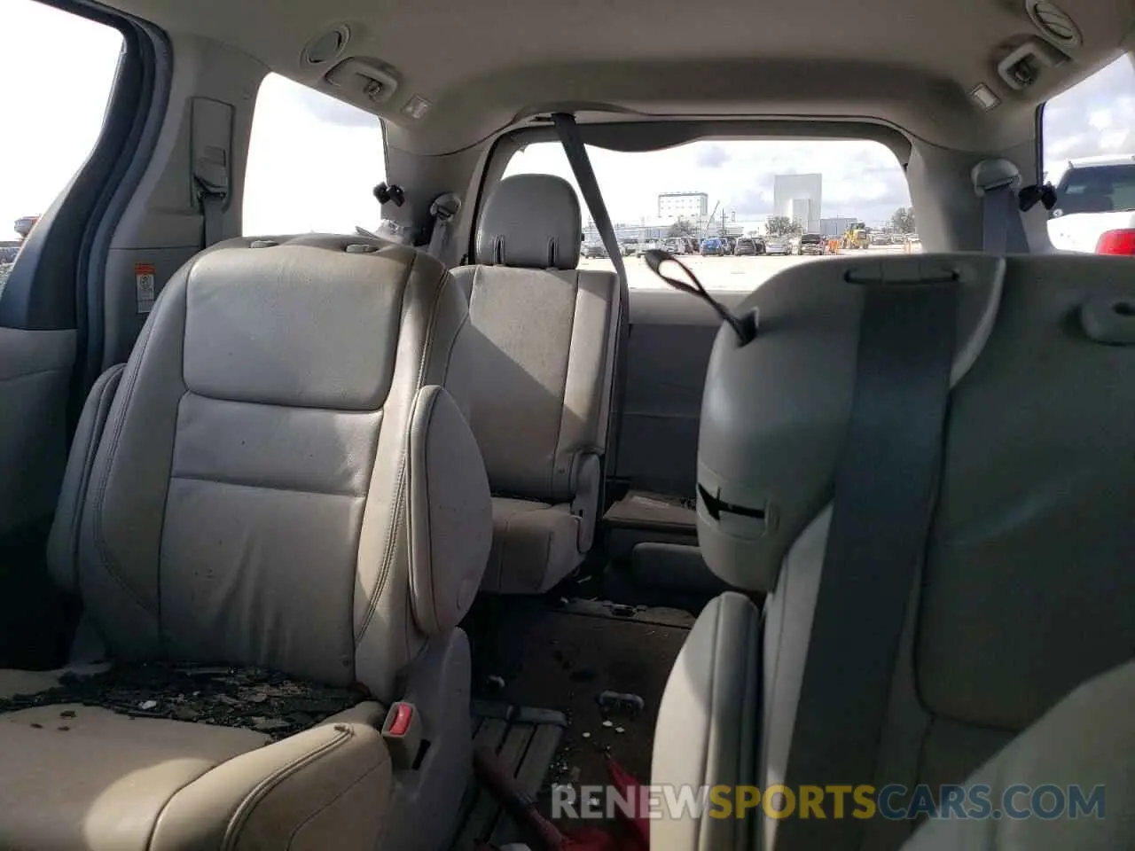 10 fotografías del automóvil dañado 5TDYZ3DC3KS971766 TOYOTA All Models 2019