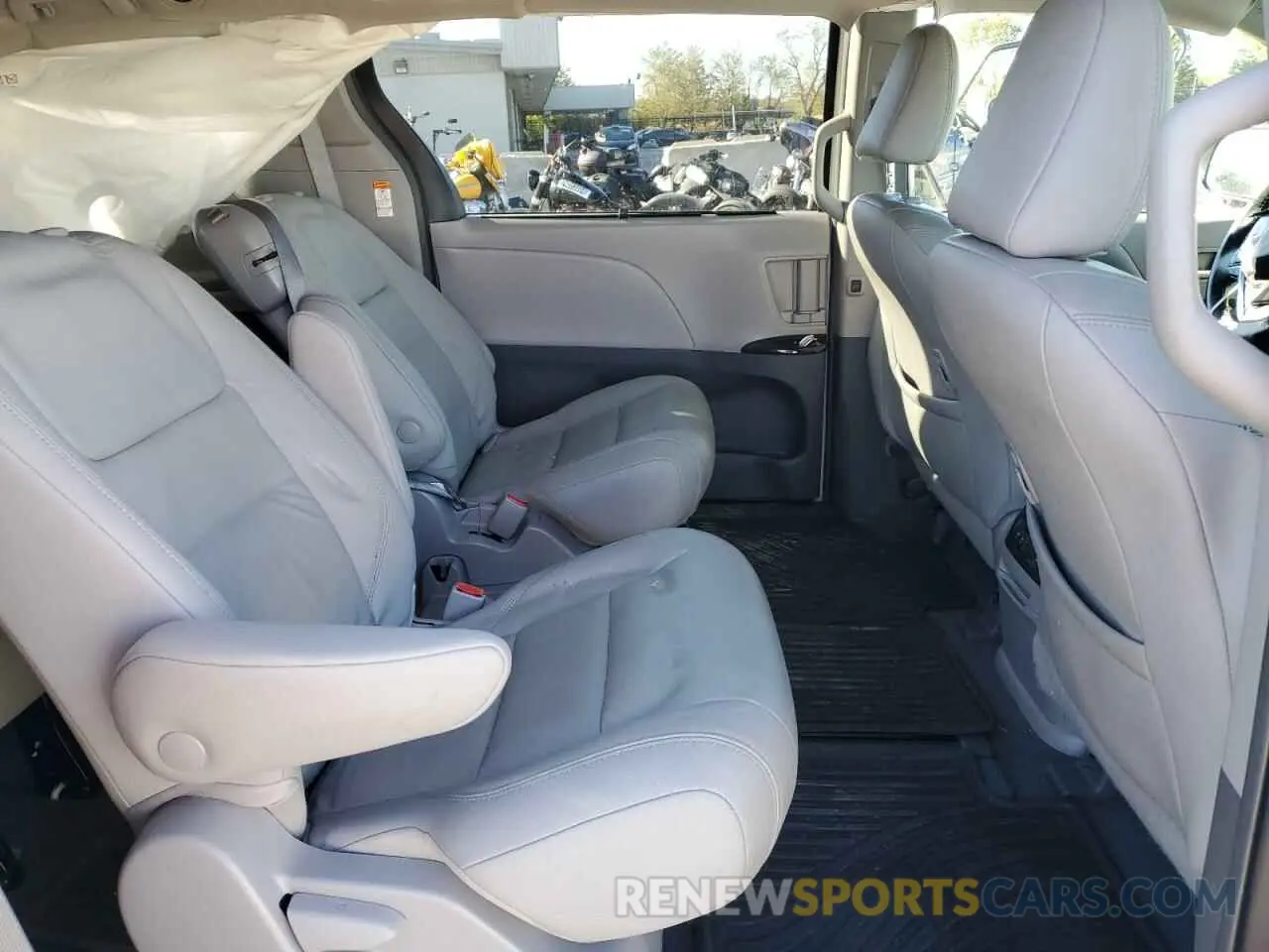 11 fotografías del automóvil dañado 5TDYZ3DC8KS986781 TOYOTA All Models 2019