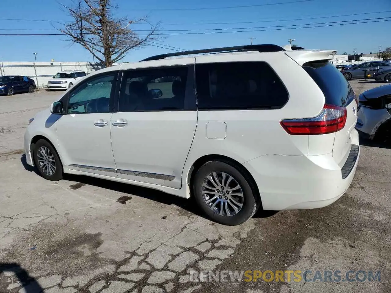 2 fotografías del automóvil dañado 5TDYZ3DC8KS986781 TOYOTA All Models 2019