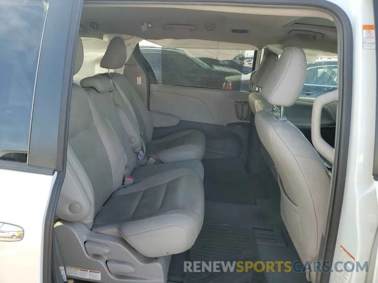 11 fotografías del automóvil dañado 5TDYZ3DCXKS018911 TOYOTA All Models 2019