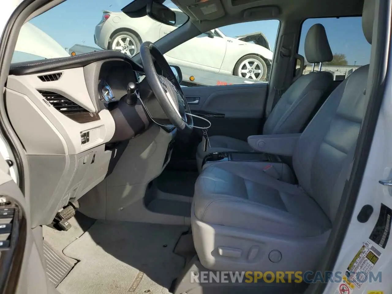 7 fotografías del automóvil dañado 5TDYZ3DCXKS966645 TOYOTA All Models 2019