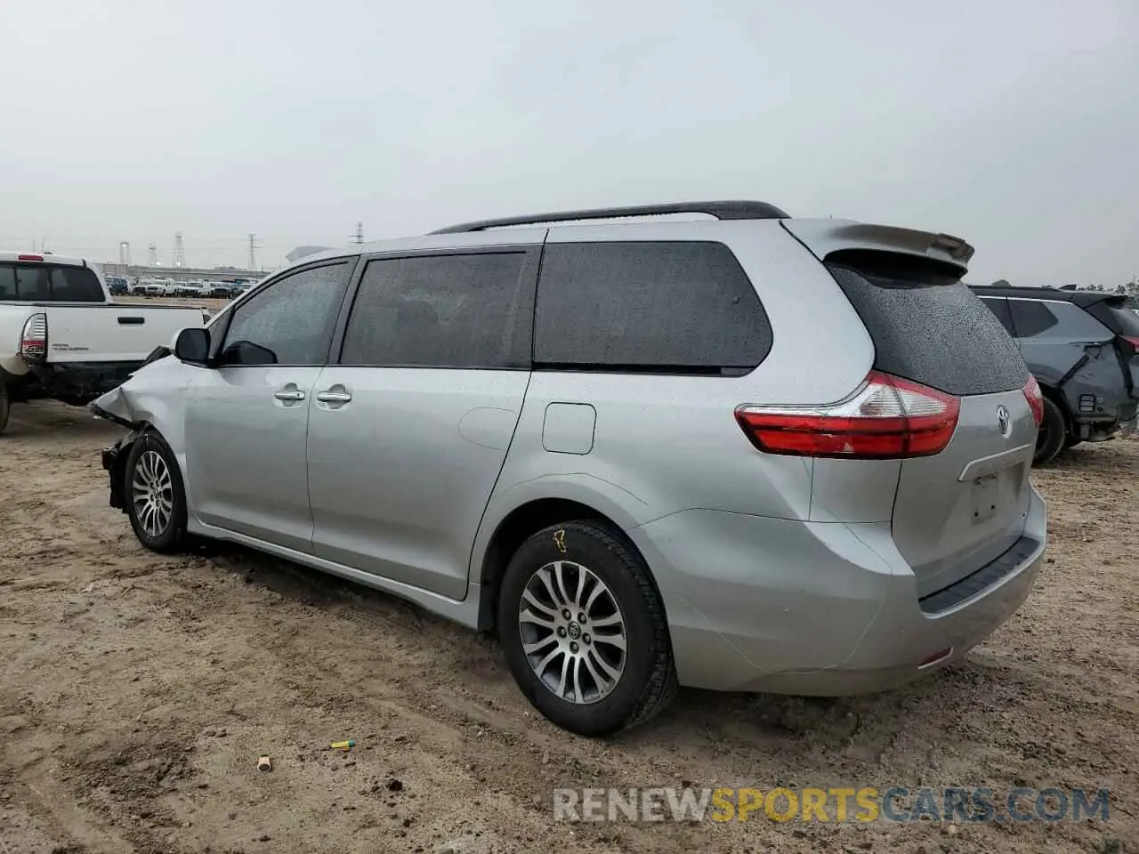 2 fotografías del automóvil dañado 5TDYZ3DCXKS967942 TOYOTA All Models 2019