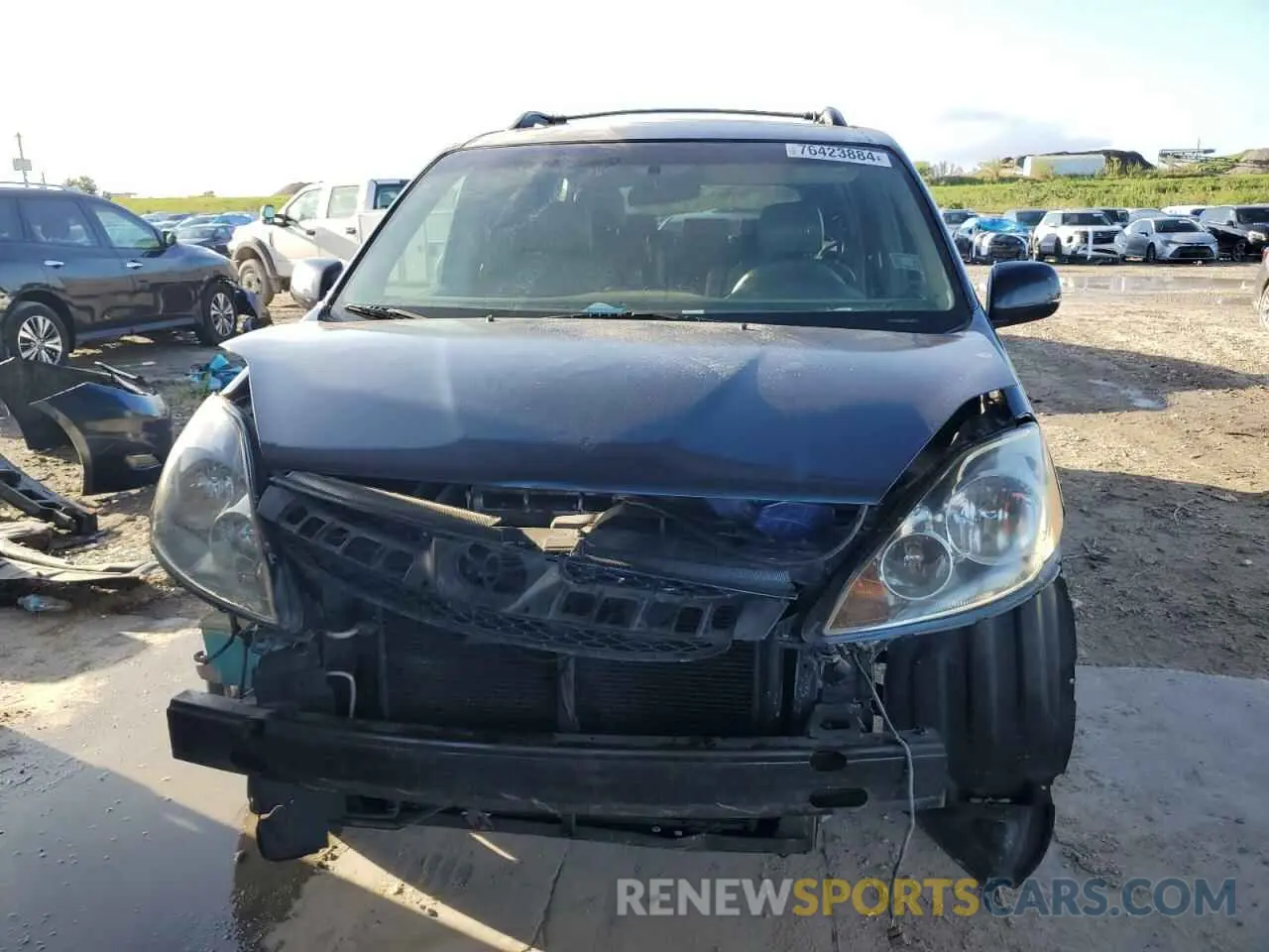 5 fotografías del automóvil dañado 5TDZA22C16S479137 TOYOTA All Models 2019