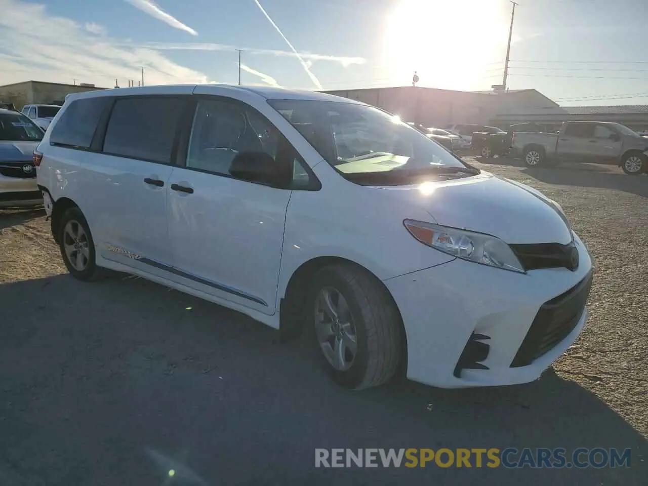 4 fotografías del automóvil dañado 5TDZZ3DC6KS008266 TOYOTA All Models 2019