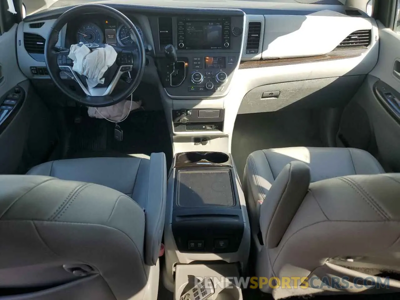 8 fotografías del automóvil dañado 5TDDZ3DC8LS244302 TOYOTA All Models 2020