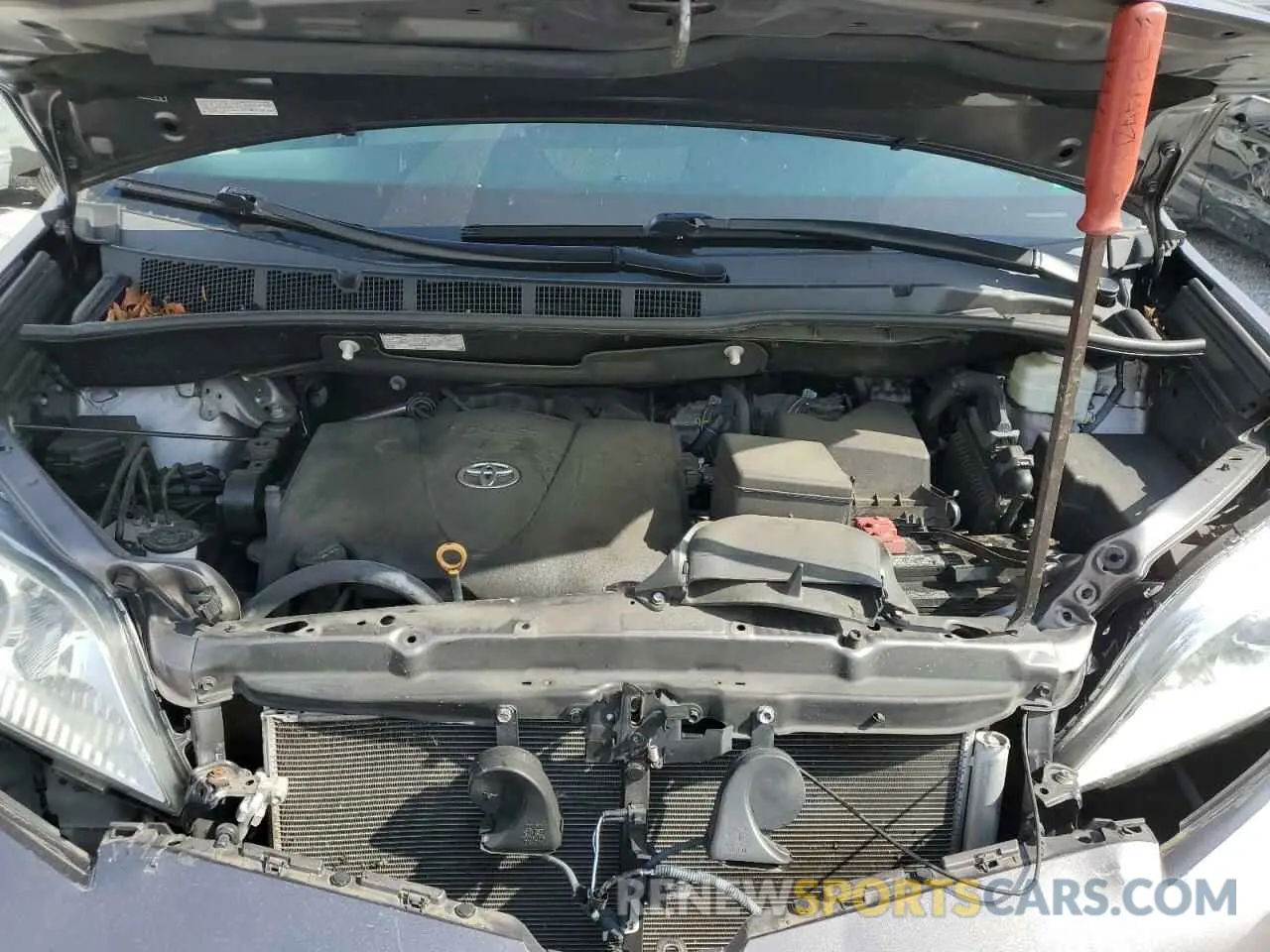 12 fotografías del automóvil dañado 5TDJZ3DC5LS241702 TOYOTA All Models 2020
