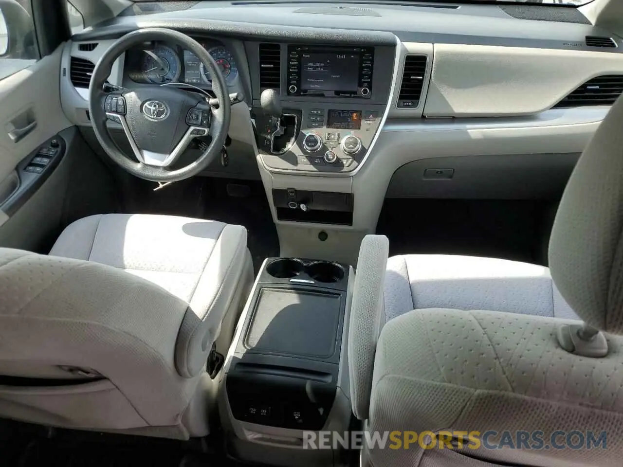8 fotografías del automóvil dañado 5TDJZ3DC5LS241702 TOYOTA All Models 2020