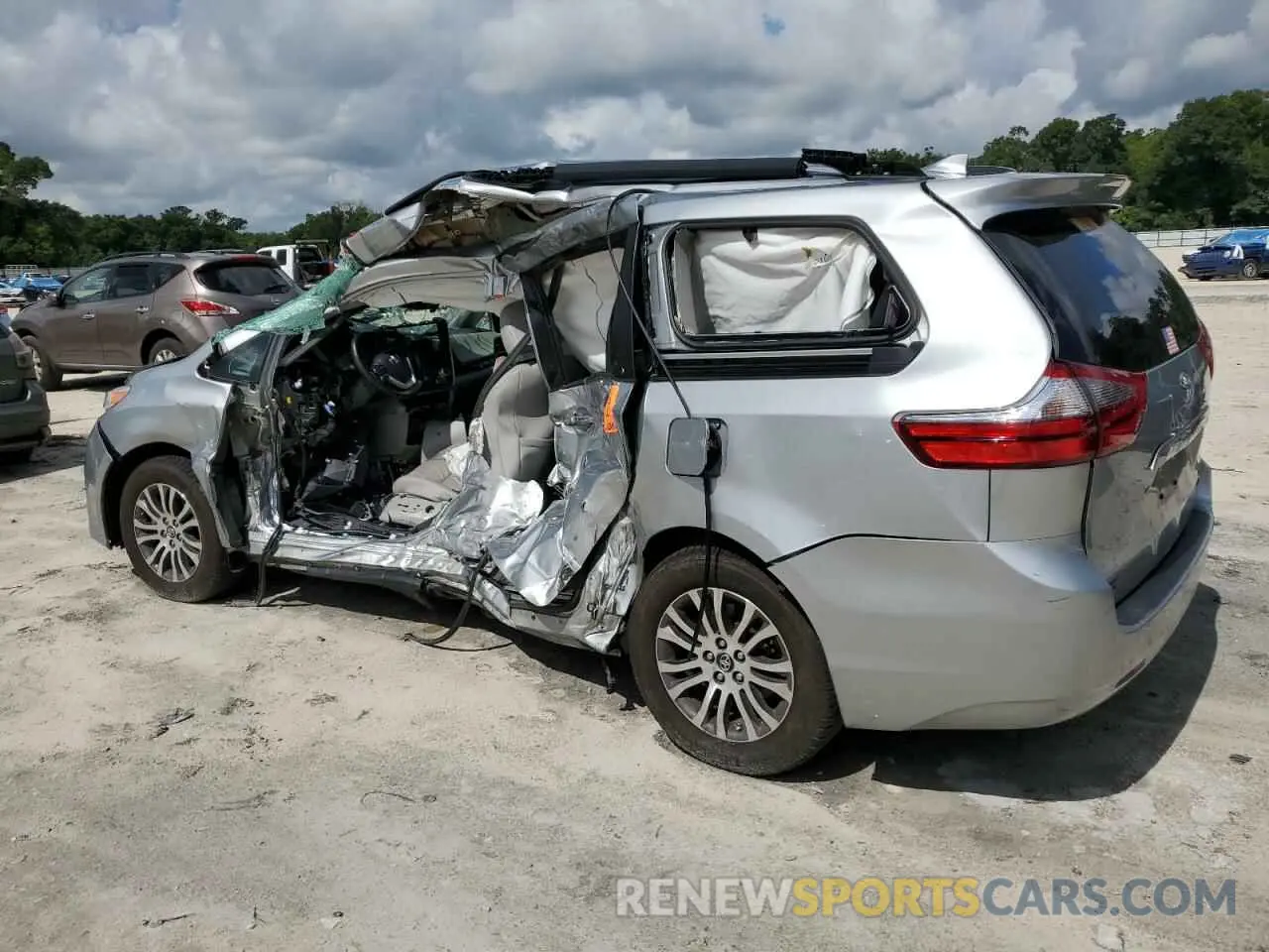 2 fotografías del automóvil dañado 5TDYZ3DC0LS034178 TOYOTA All Models 2020