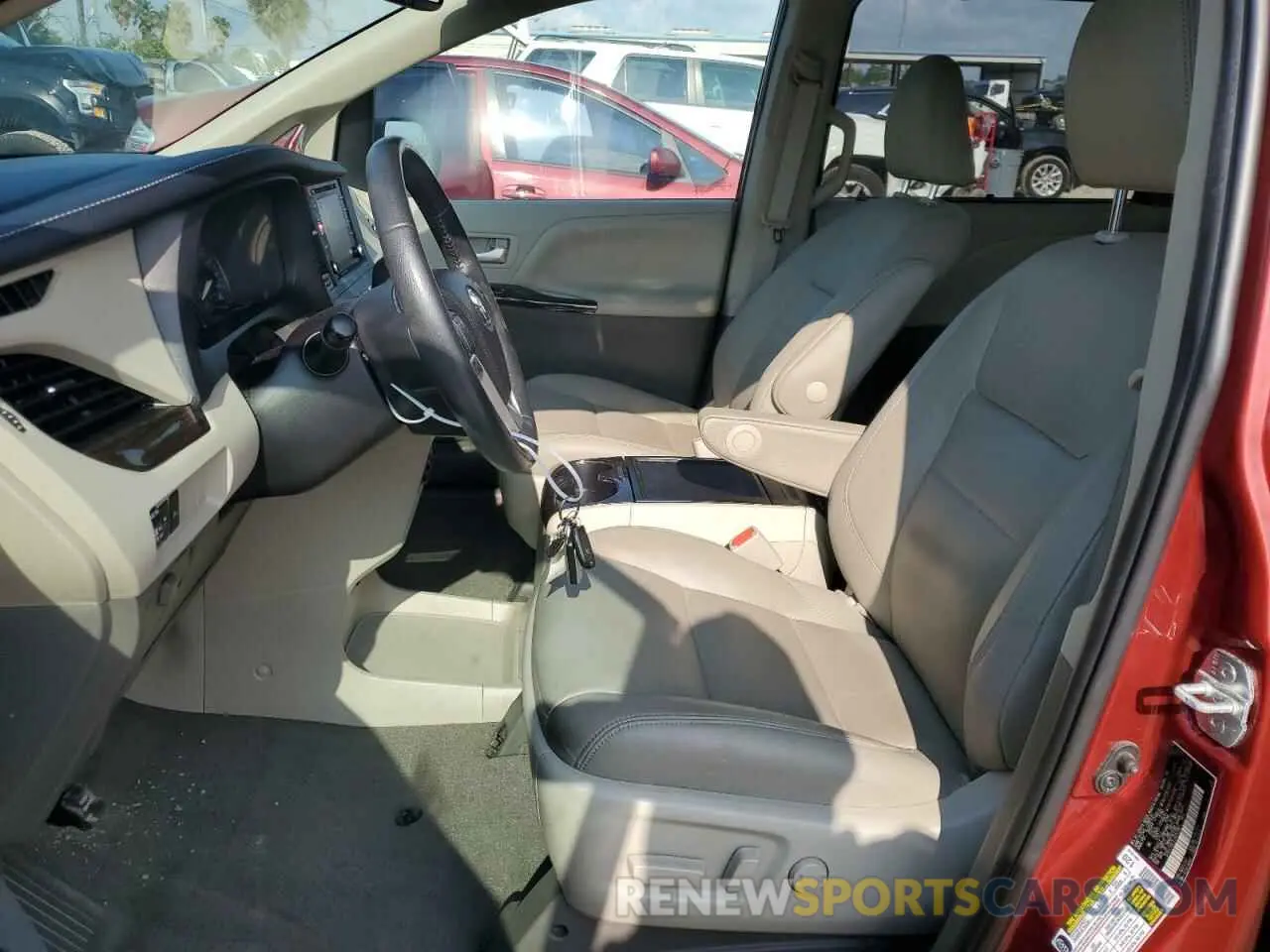 7 fotografías del automóvil dañado 5TDYZ3DC1LS024792 TOYOTA All Models 2020
