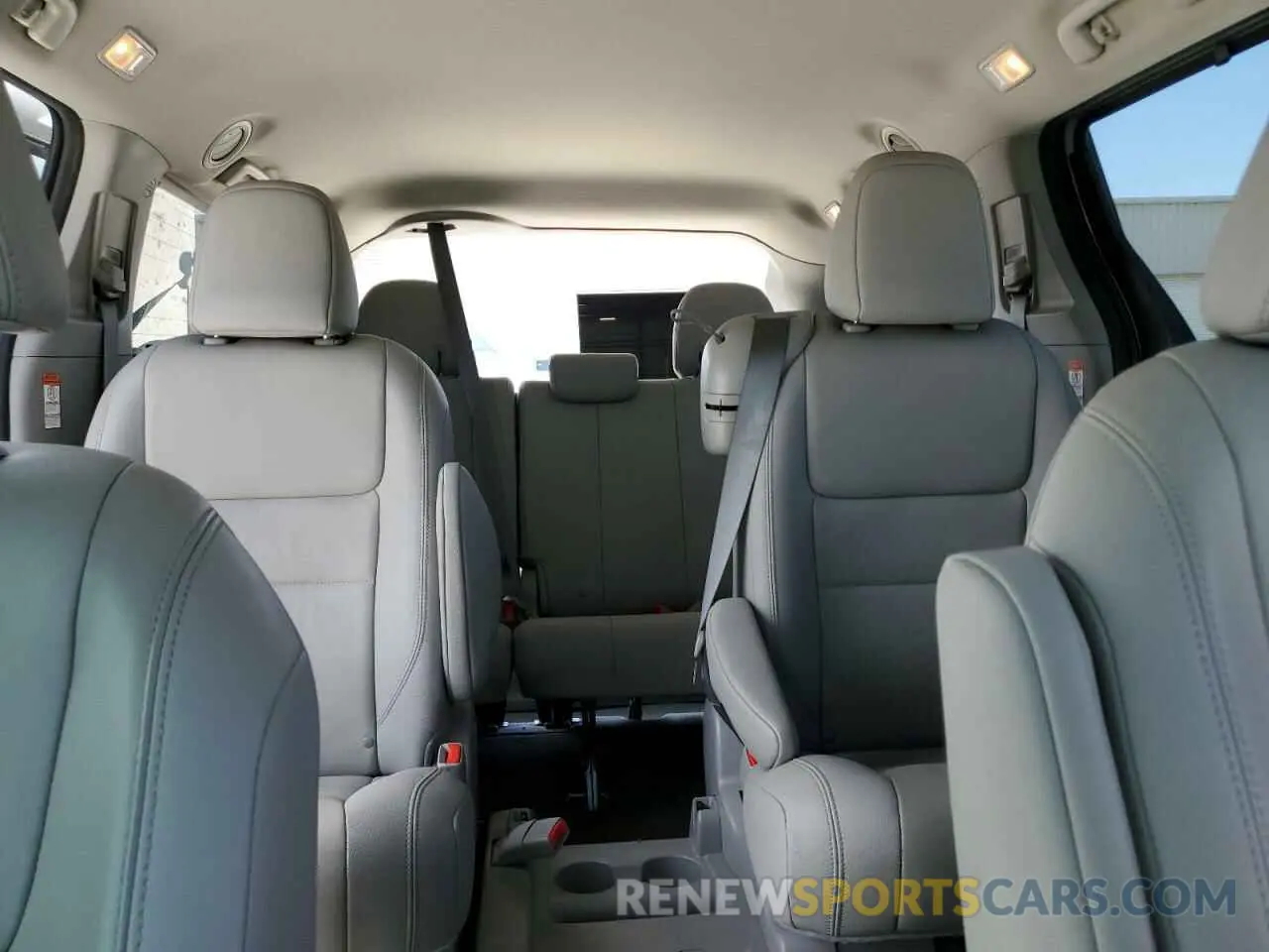 10 fotografías del automóvil dañado 5TDYZ3DC1LS074169 TOYOTA All Models 2020
