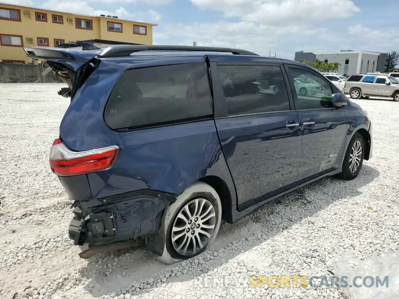 3 fotografías del automóvil dañado 5TDYZ3DC2LS026700 TOYOTA All Models 2020