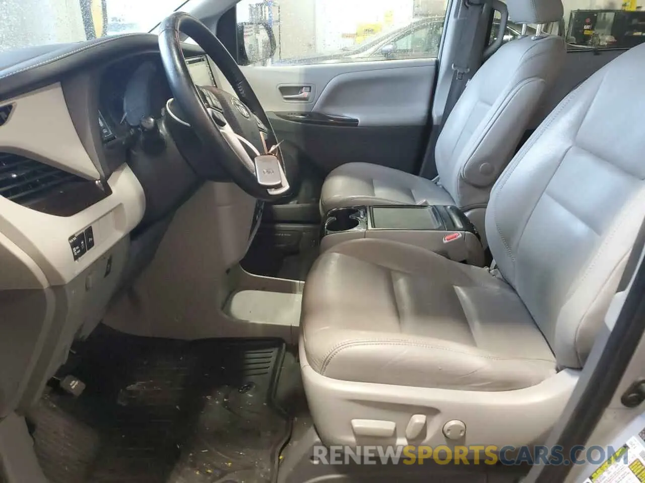 7 fotografías del automóvil dañado 5TDYZ3DC2LS075234 TOYOTA All Models 2020