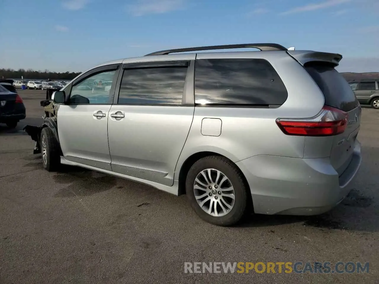 2 fotografías del automóvil dañado 5TDYZ3DC3LS058801 TOYOTA All Models 2020